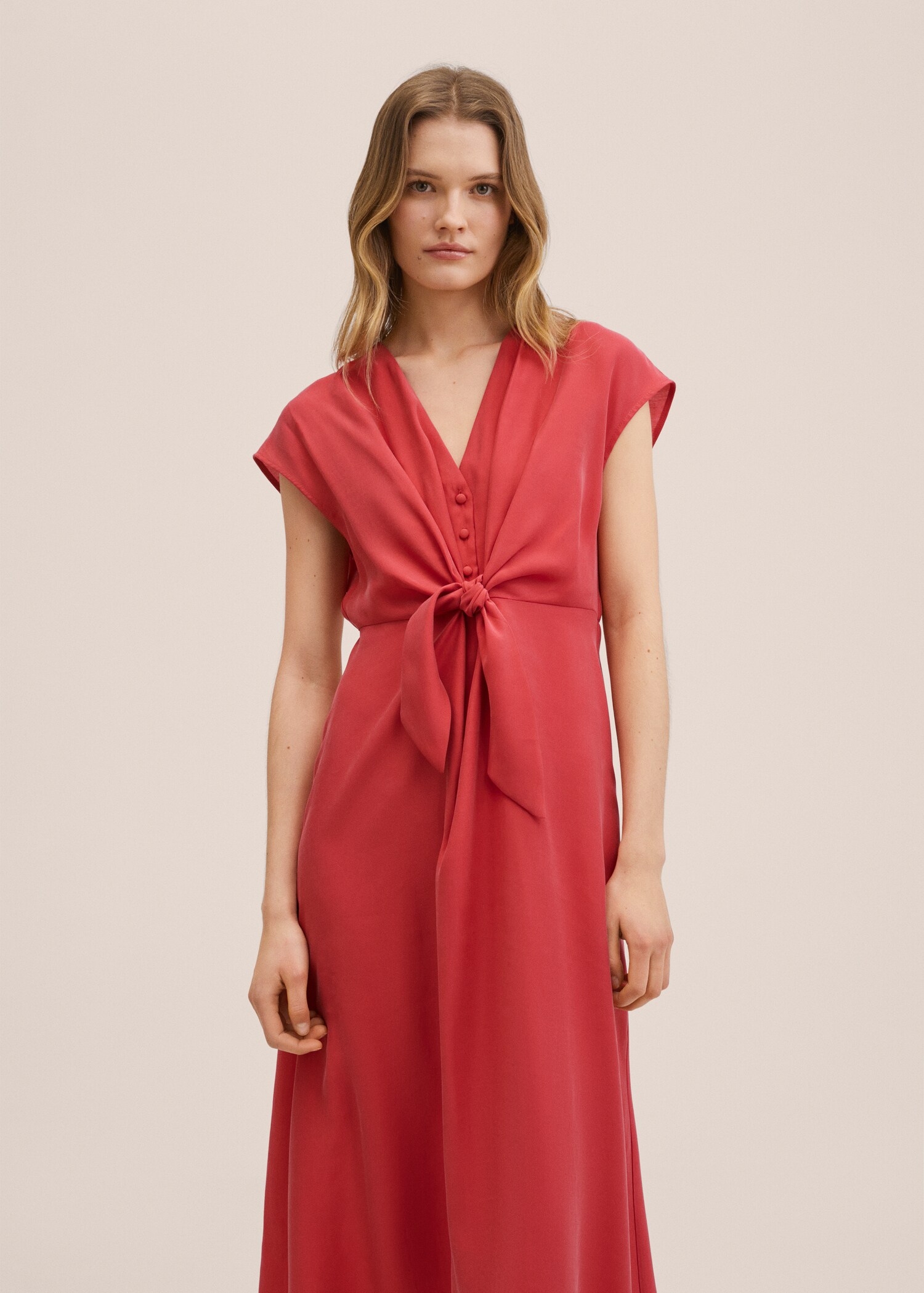 Robe modal nœud - Plan moyen