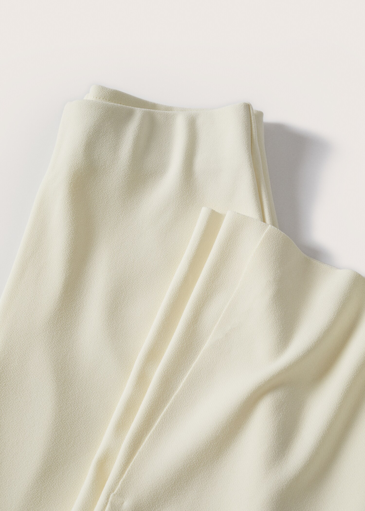 Side slit flowy trousers - Details of the article 8