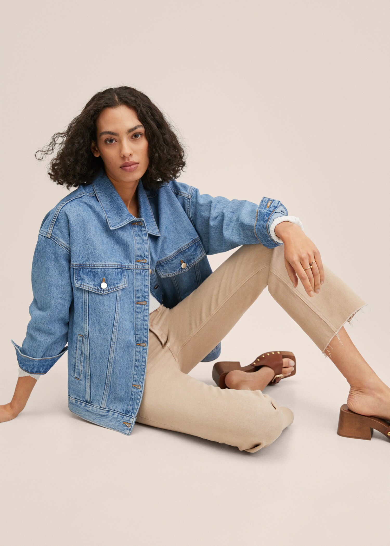 High-waist bootcut jeans - Details of the article 2