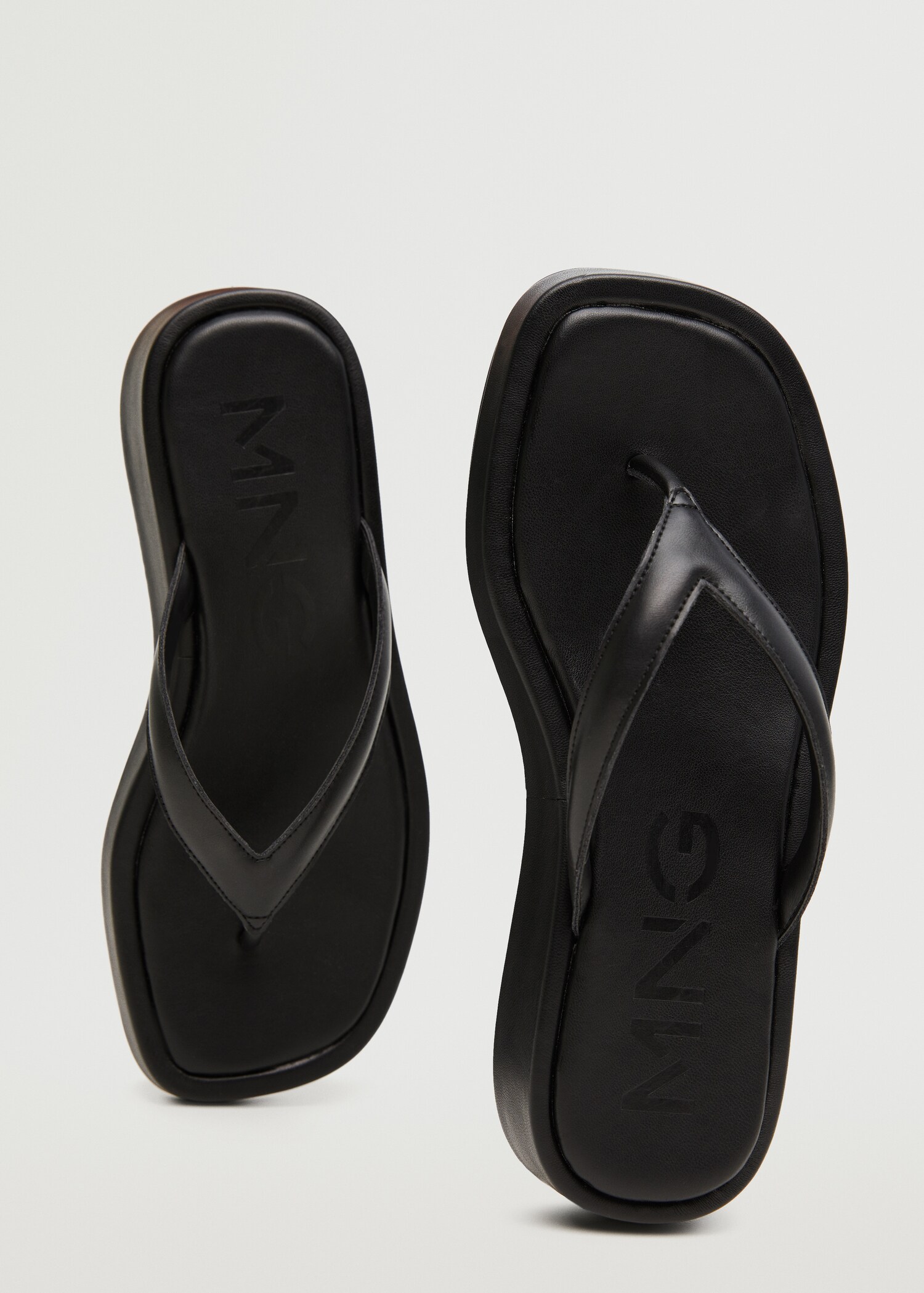 Platform strap sandals - Details of the article 3