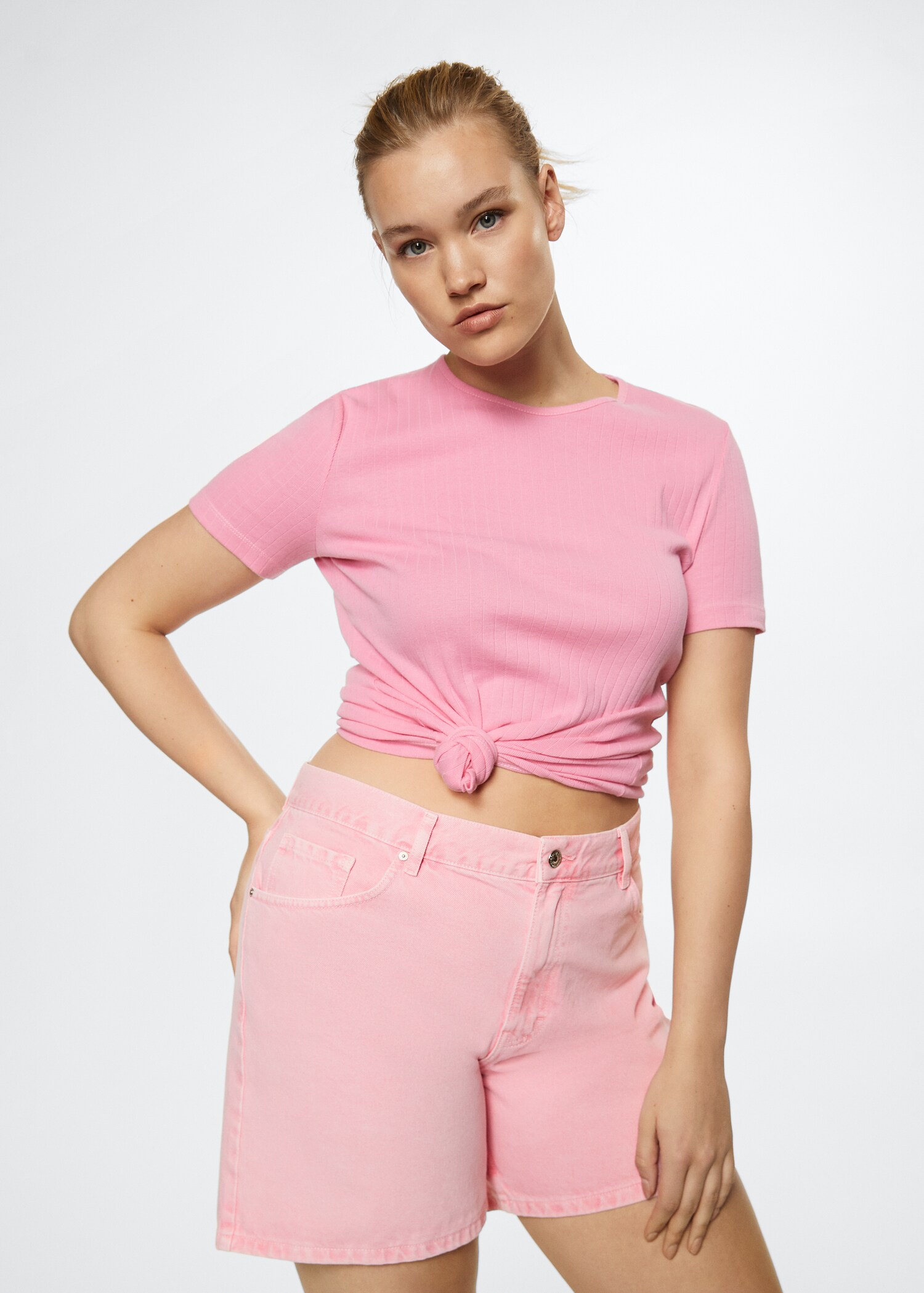 Straight denim shorts - Details of the article 5