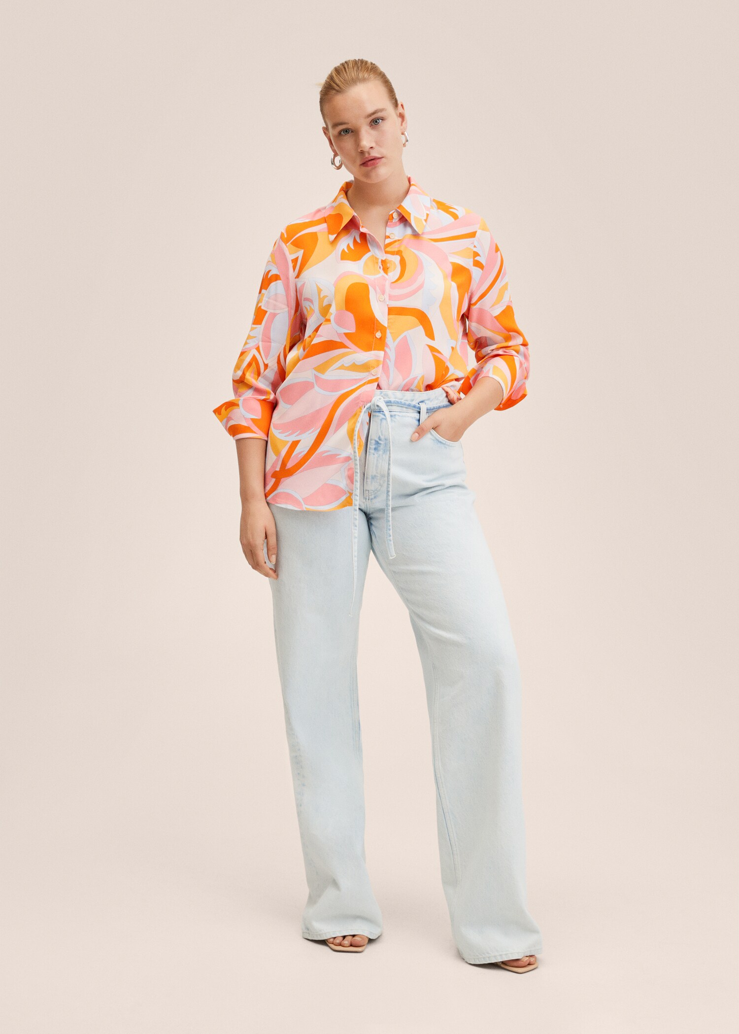 Printed flowy shirt - Details of the article 3