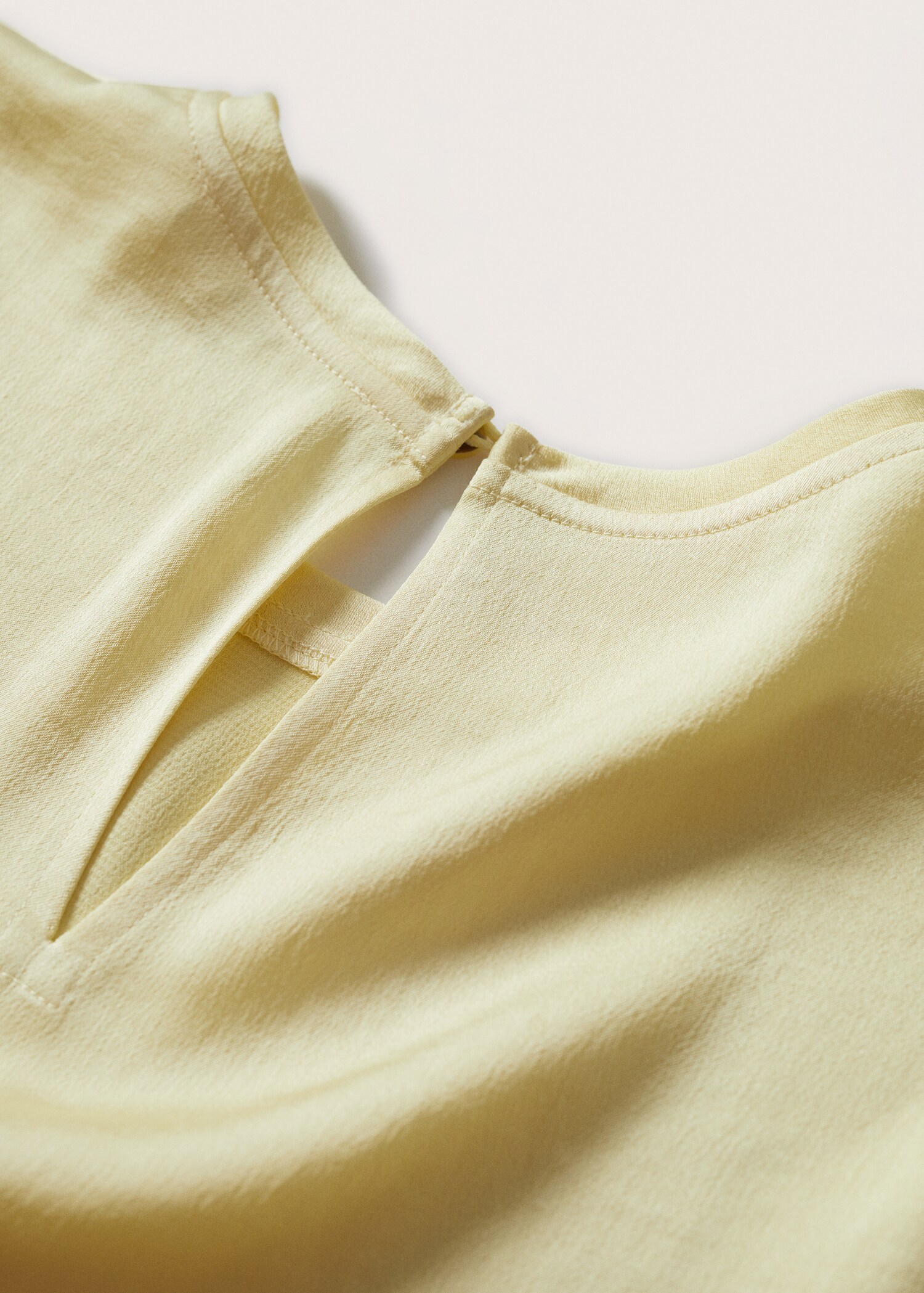 Short sleeved blouse - Details of the article 8