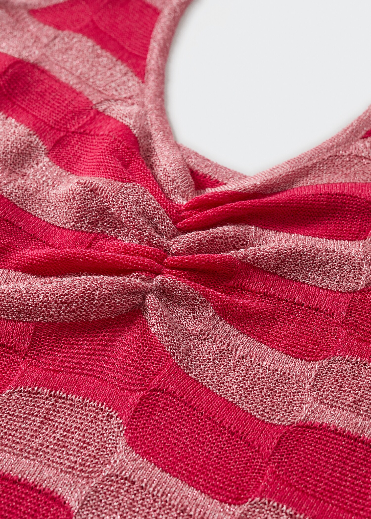 Open back knitted top - Details of the article 8