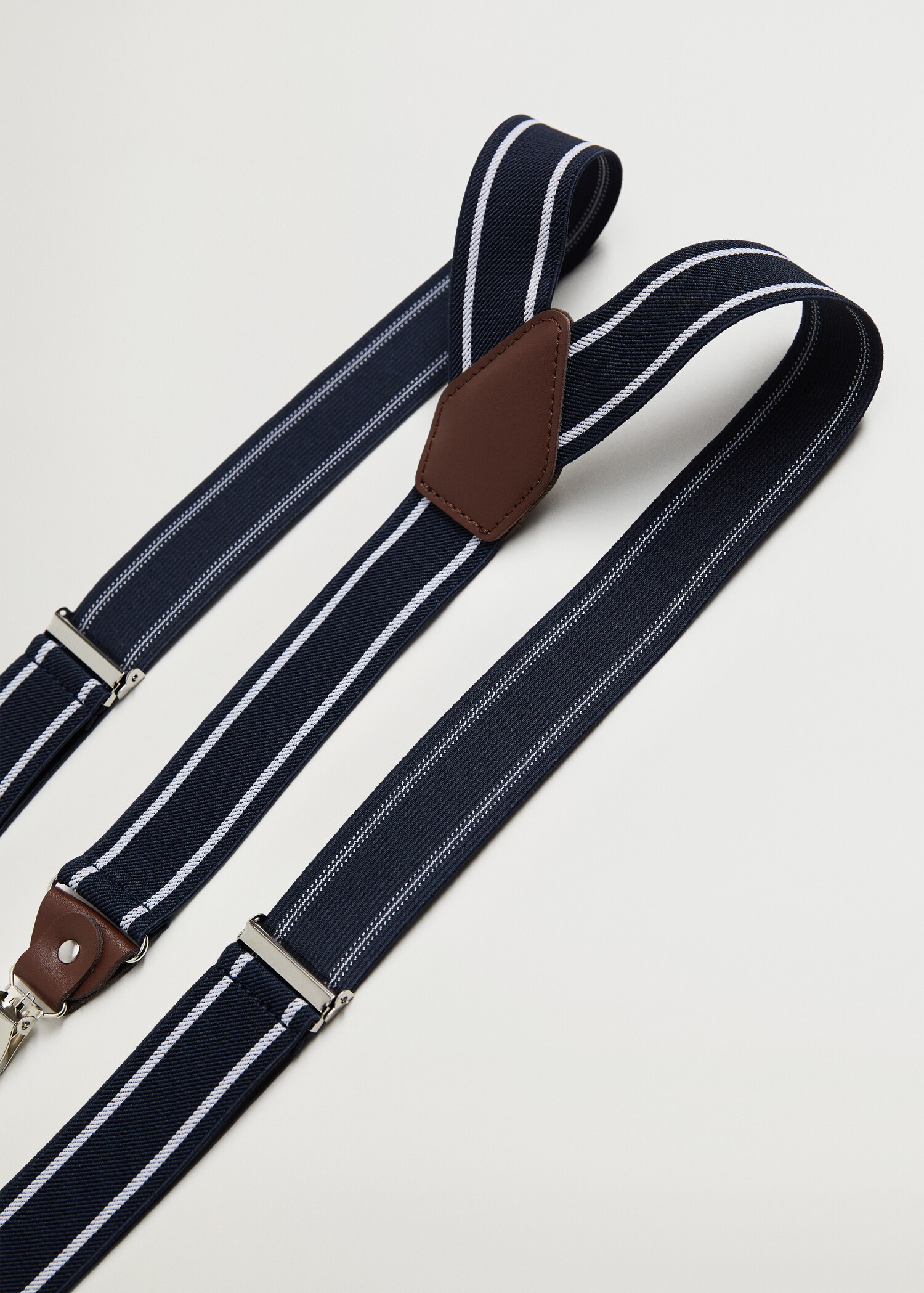 Adjustable leather-blend braces - Details of the article 3