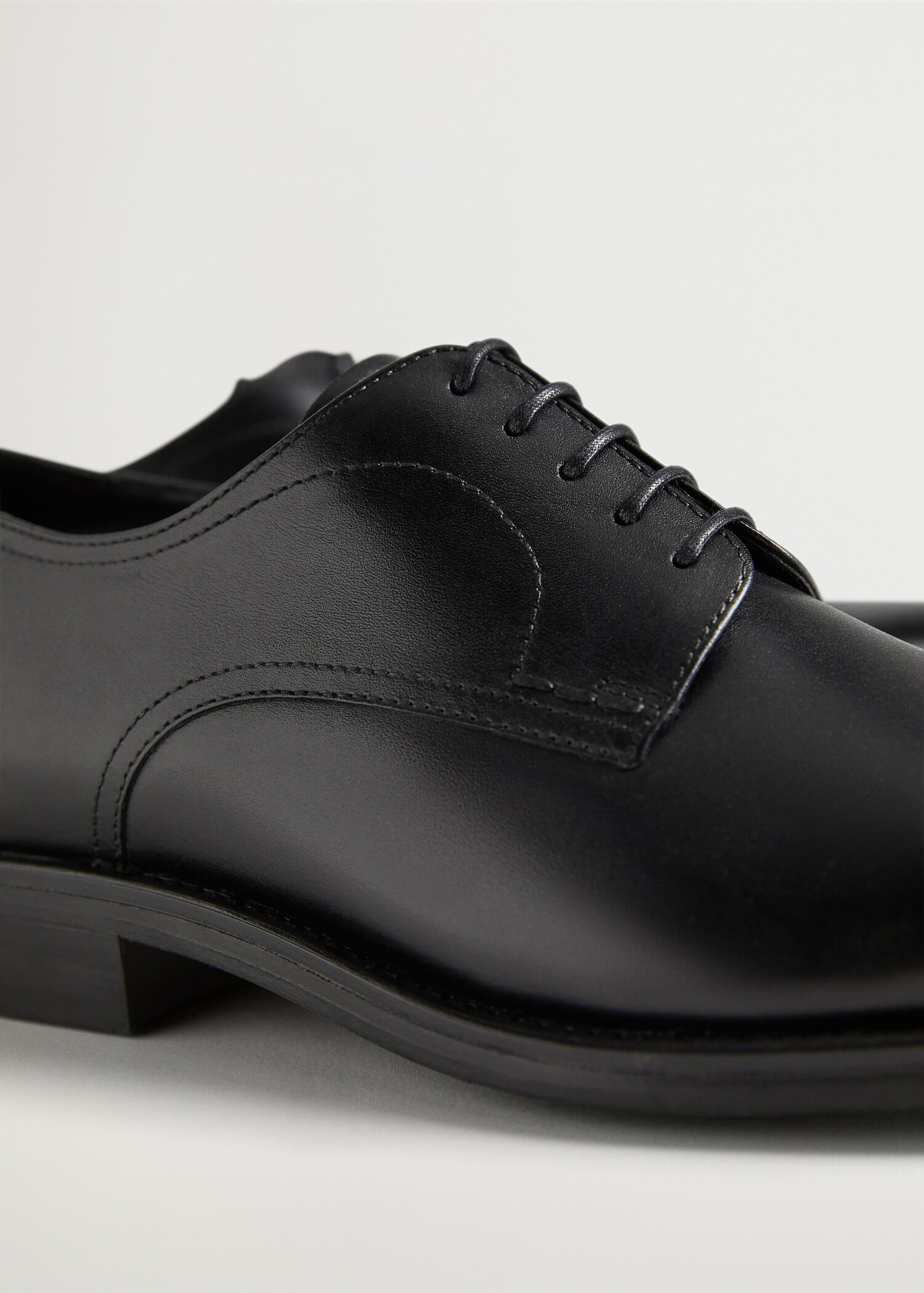 Leather blucher shoes - Details of the article 5