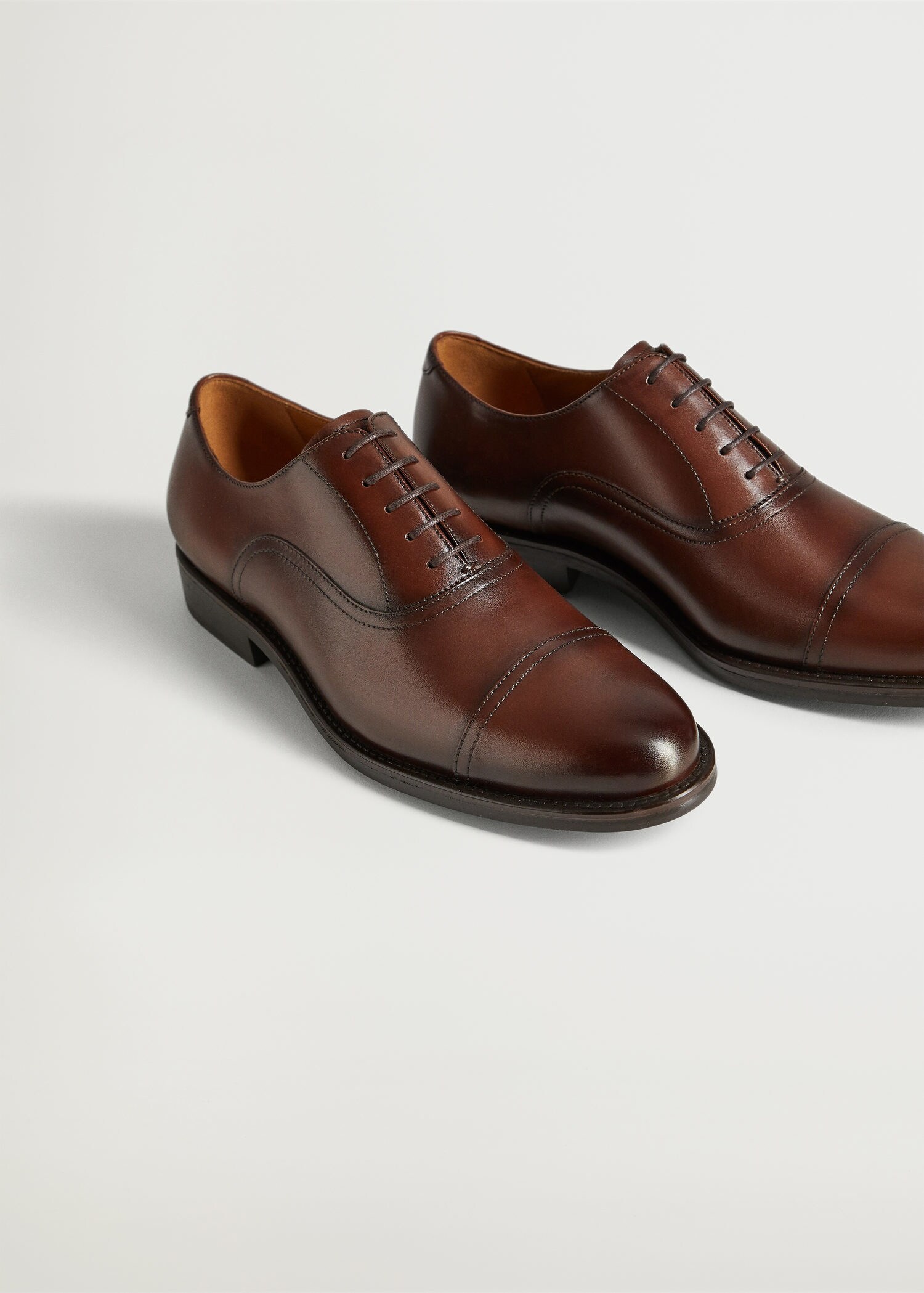 Leather blucher shoes - Details of the article 5