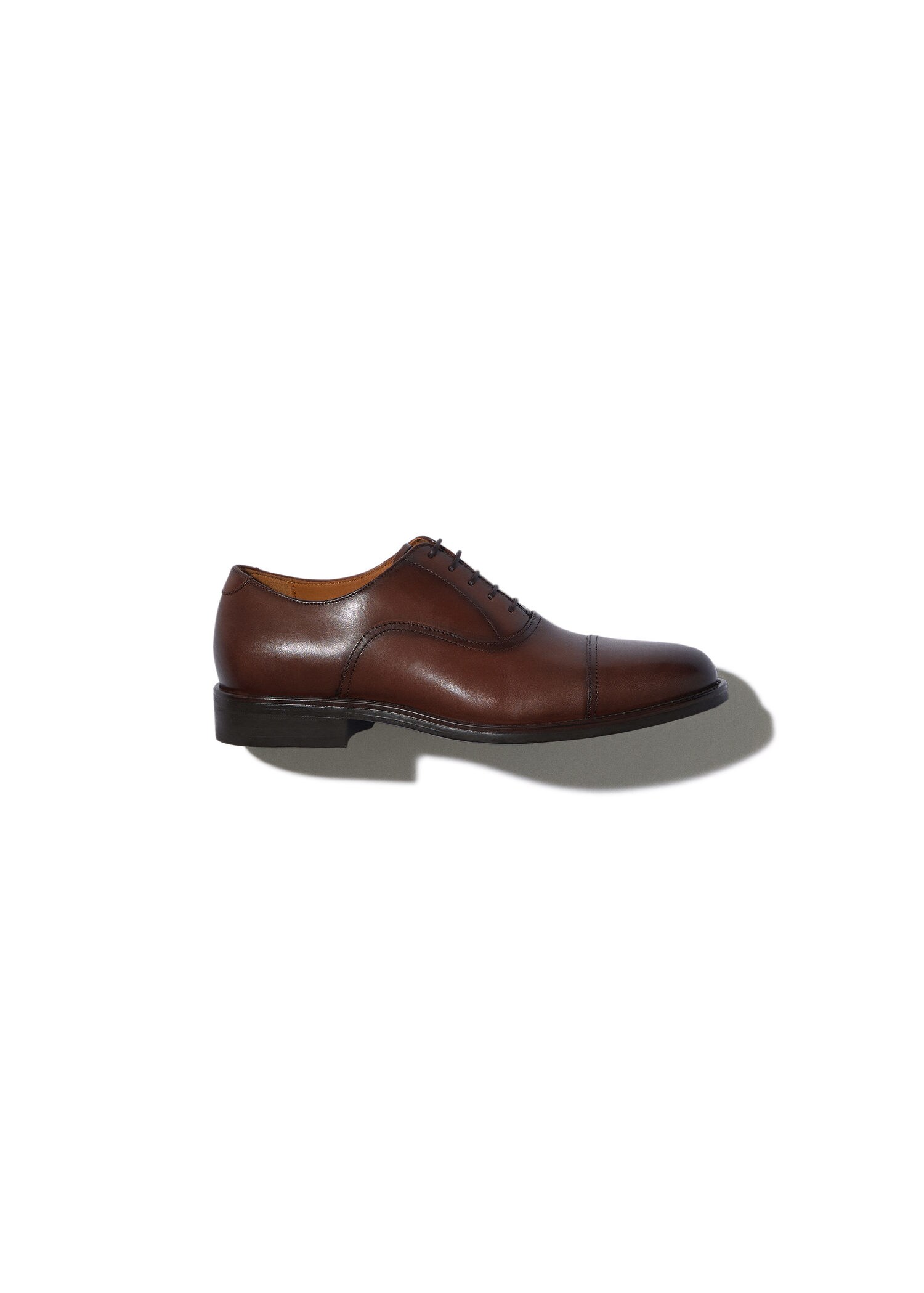 Leather blucher shoes - Details of the article 9