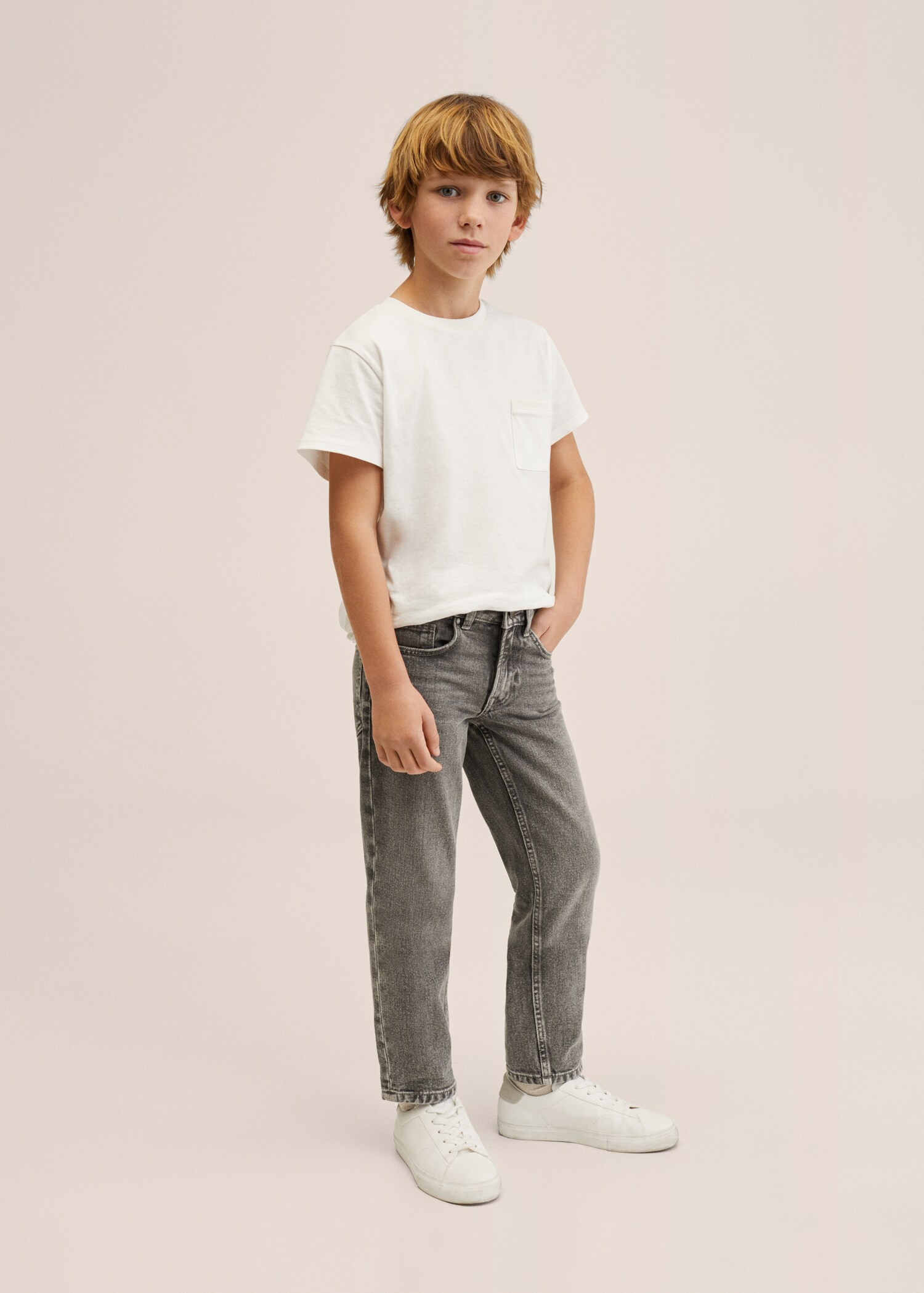 Washed slim-fit jeans - General plane