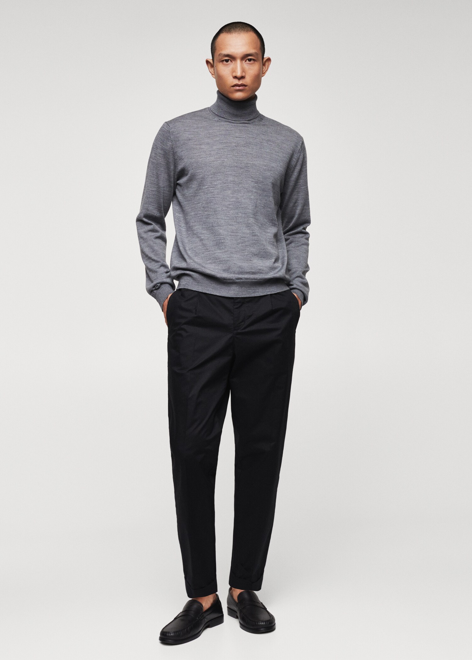 Turtleneck wool sweater - General plane