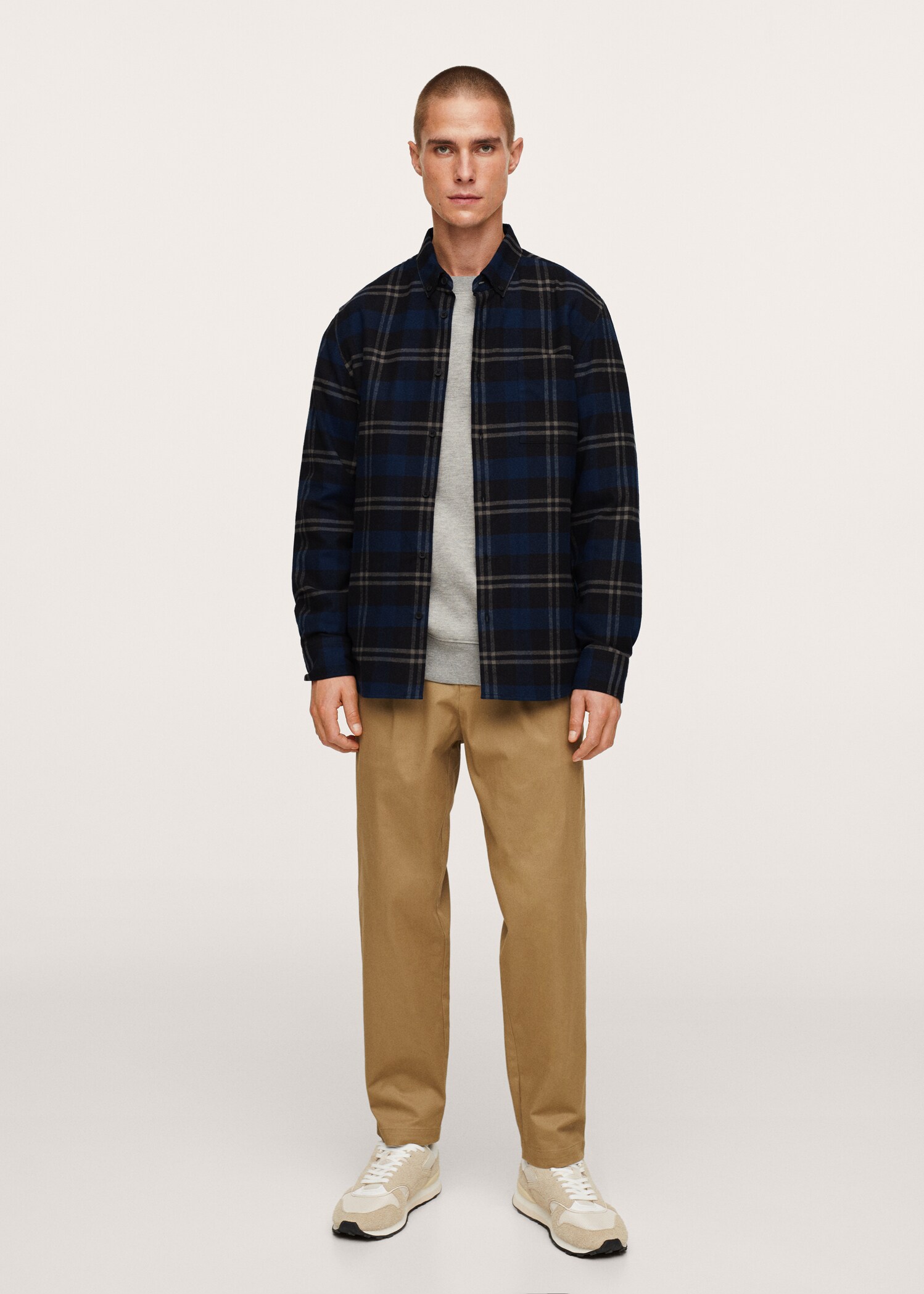 Checked flannel shirt - General plane