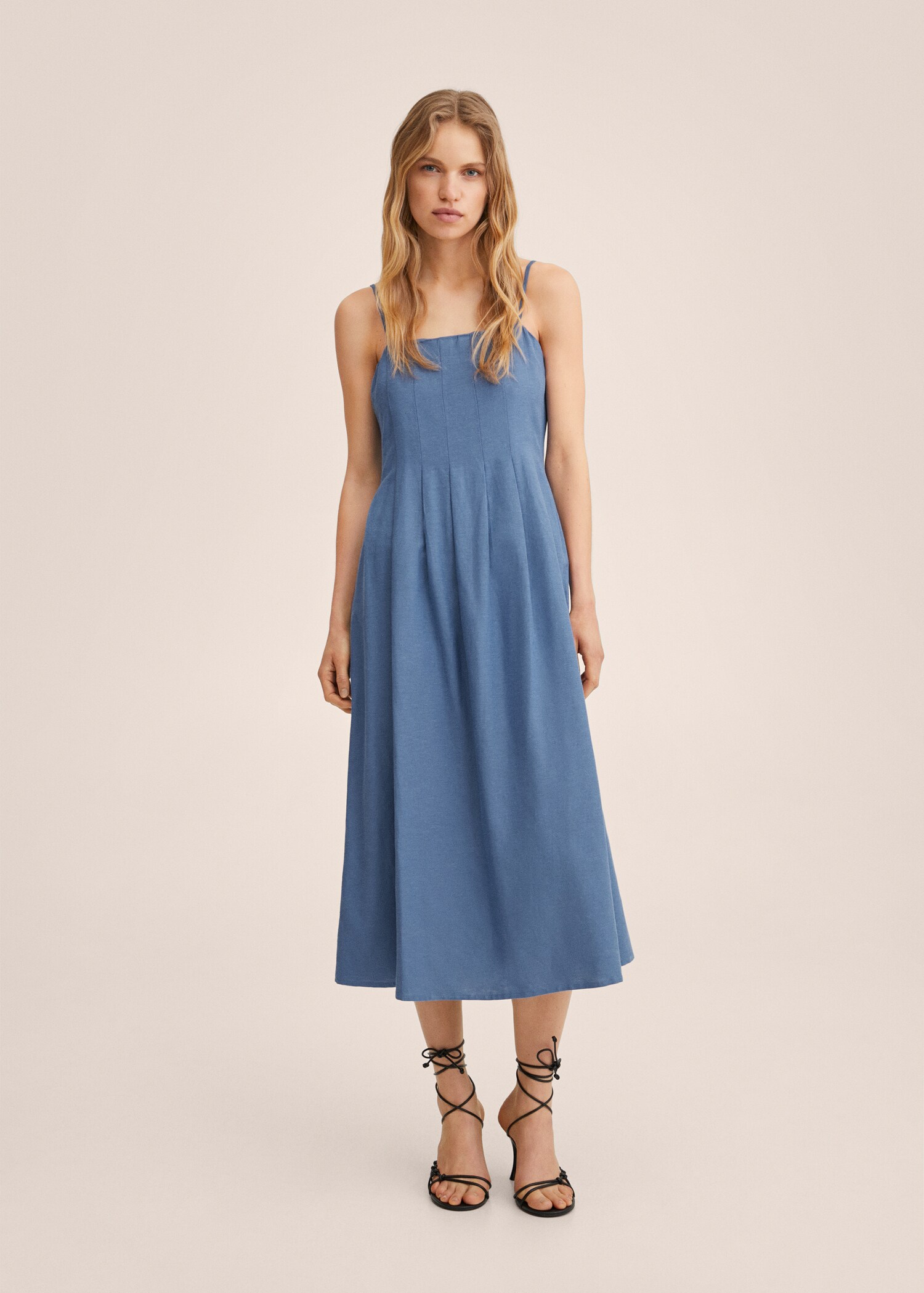 Cotton dress with dart detail  - General plane