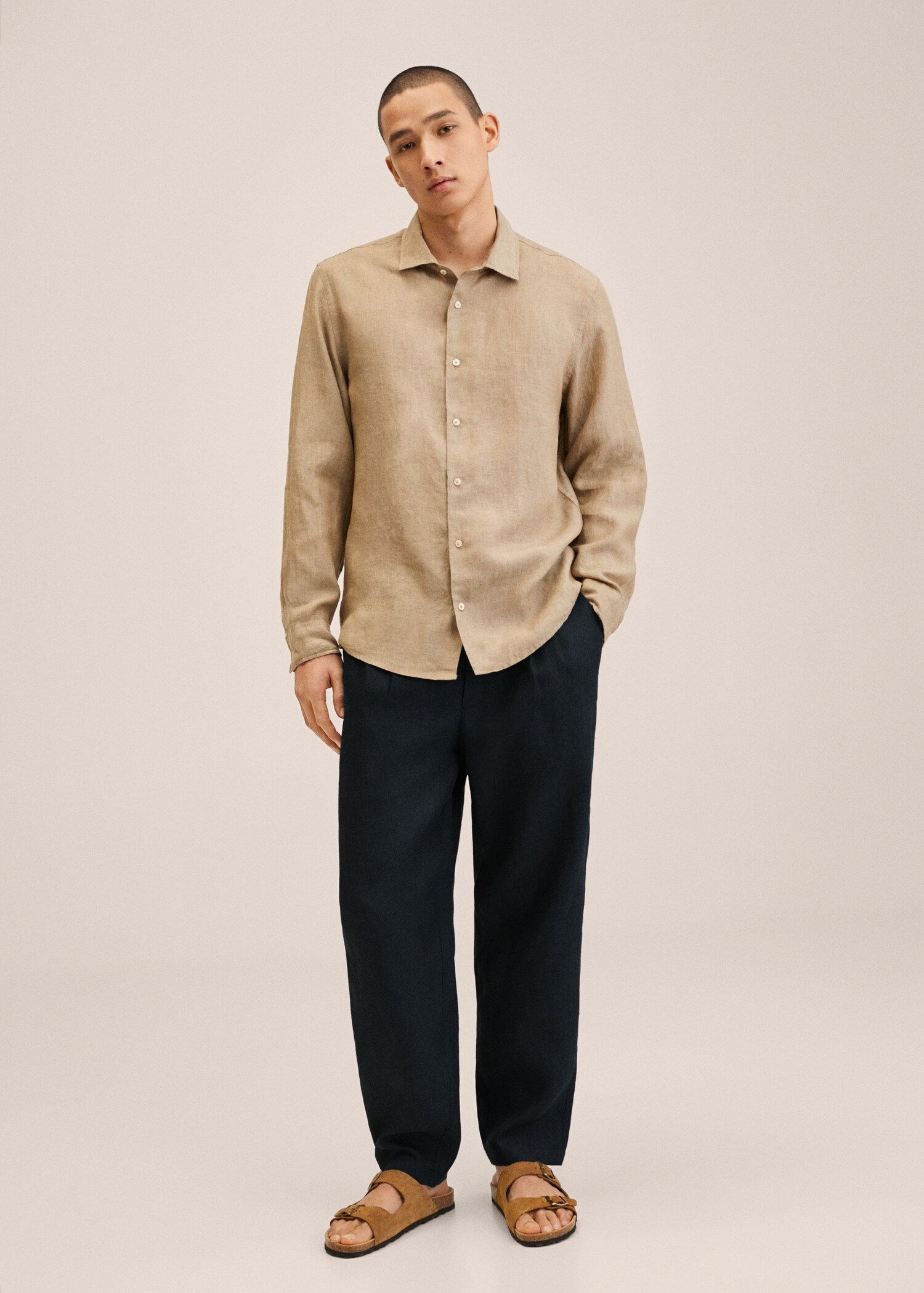Pleated linen trousers - General plane