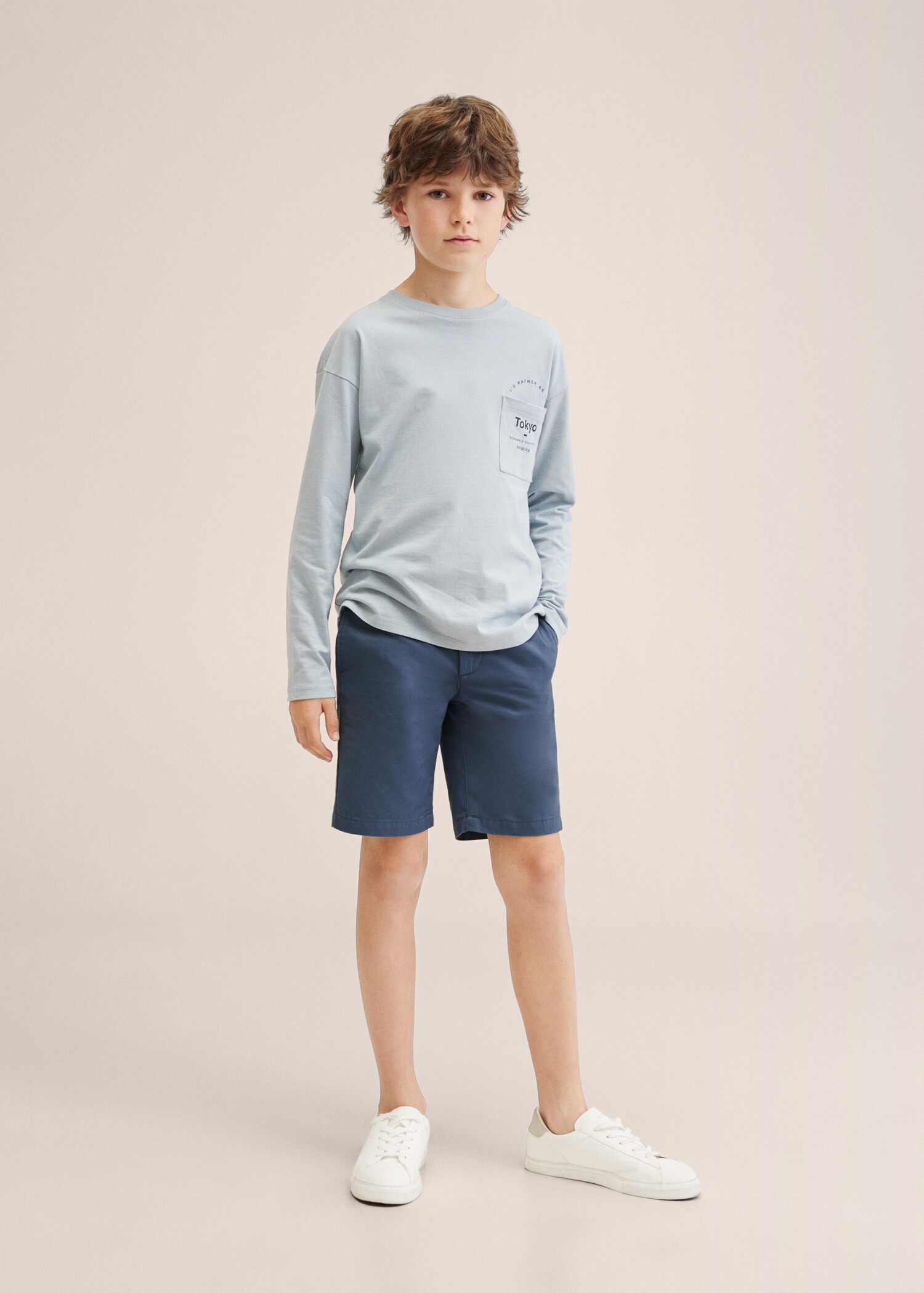 Slim-Fit-Bermudashorts im Chino-Stil aus Baumwolle - Allgemeine Ansicht