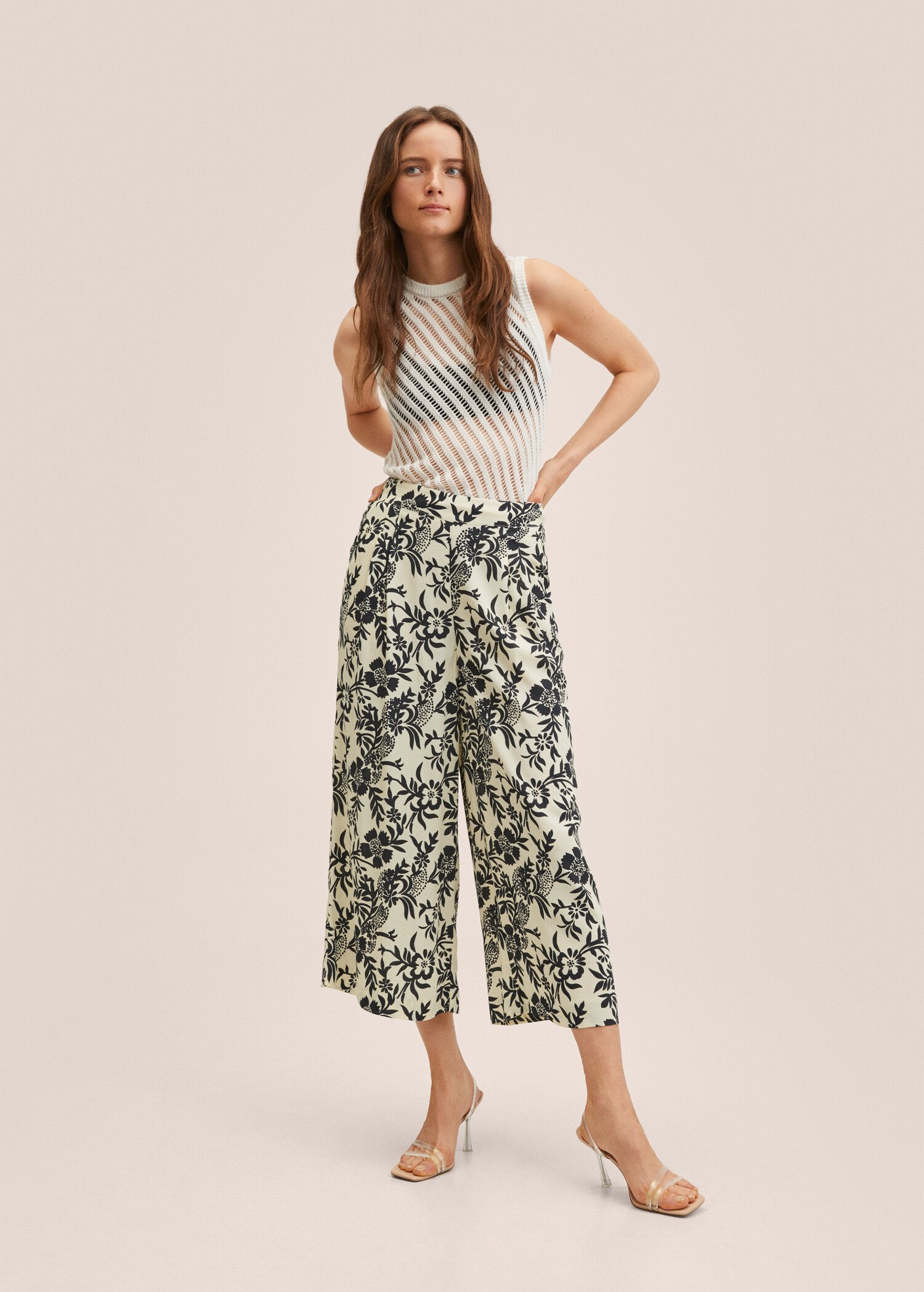 Fluid culotte trousers - General plane