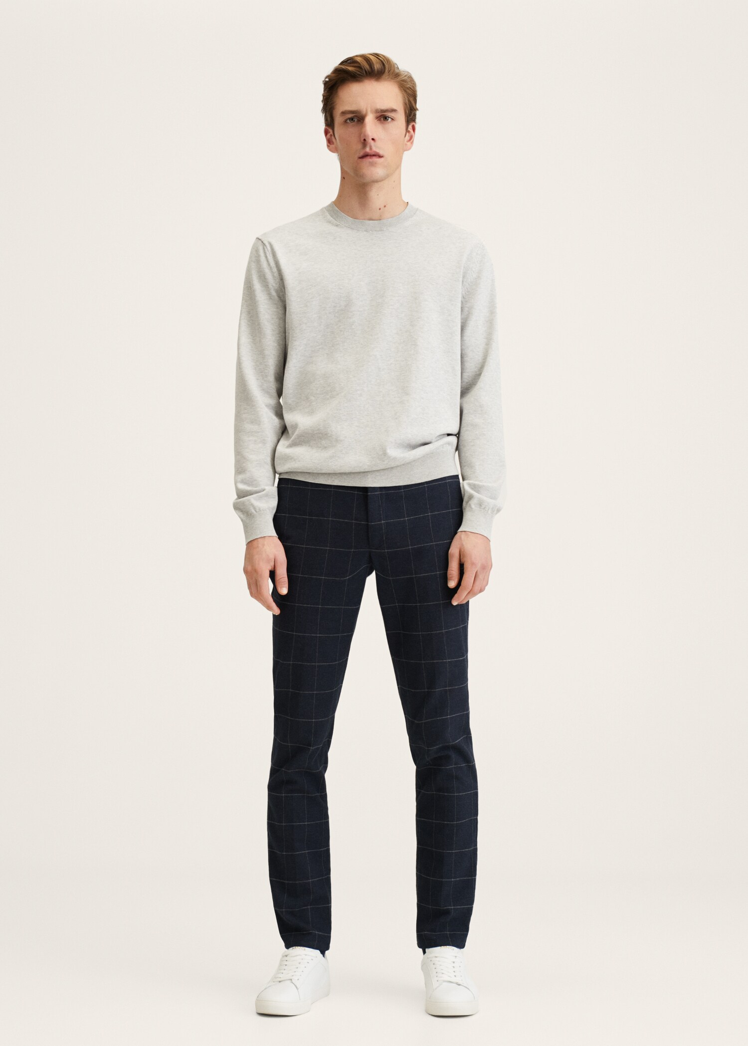 Pantalons slim fit cotó quadres - Pla general