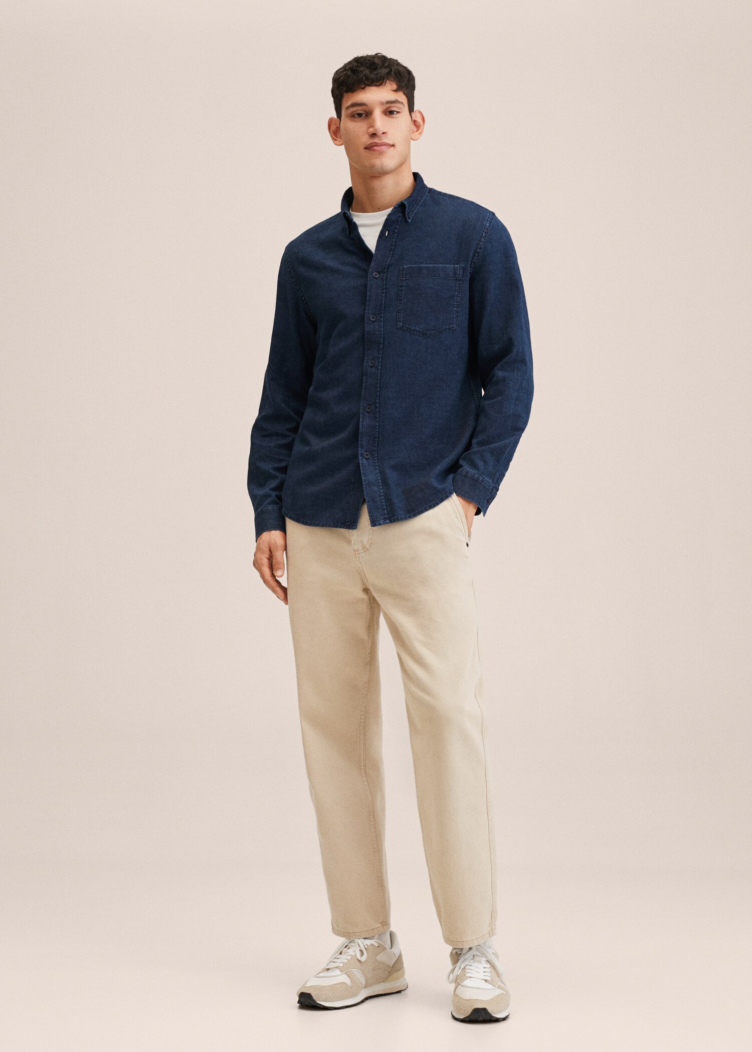 Camisa vaquera bolsillo - Plano general