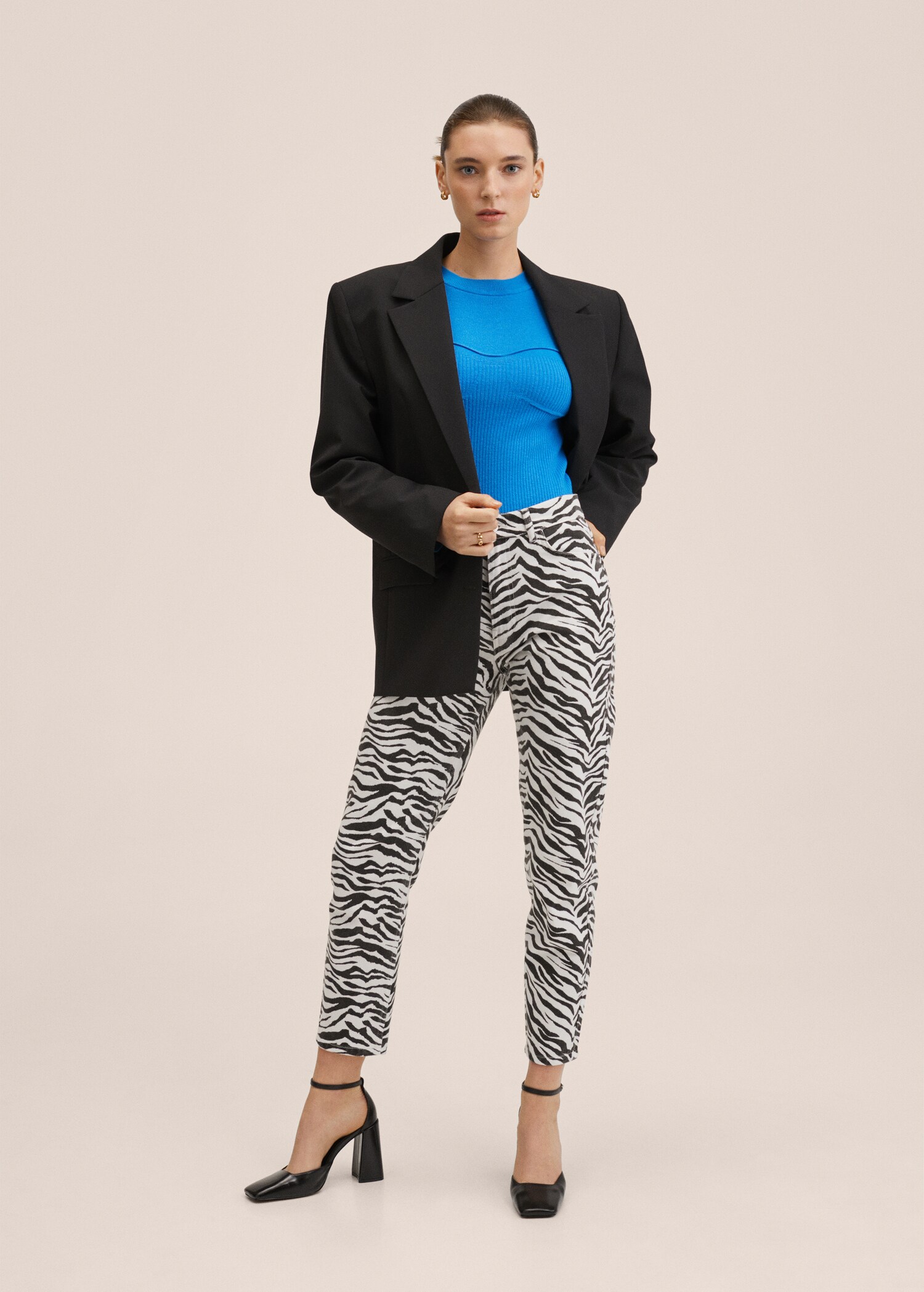 Jersey punto efecto bra - Plano general