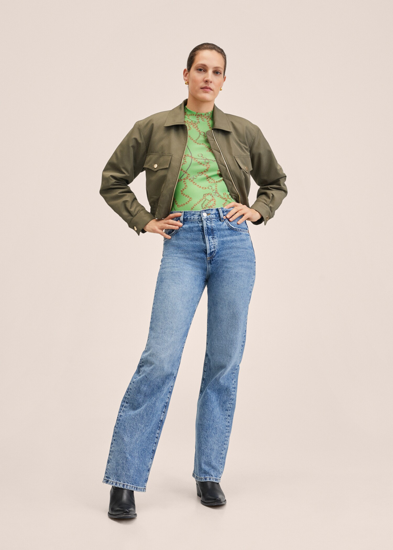 Chaqueta crop bolsillos - Plano general