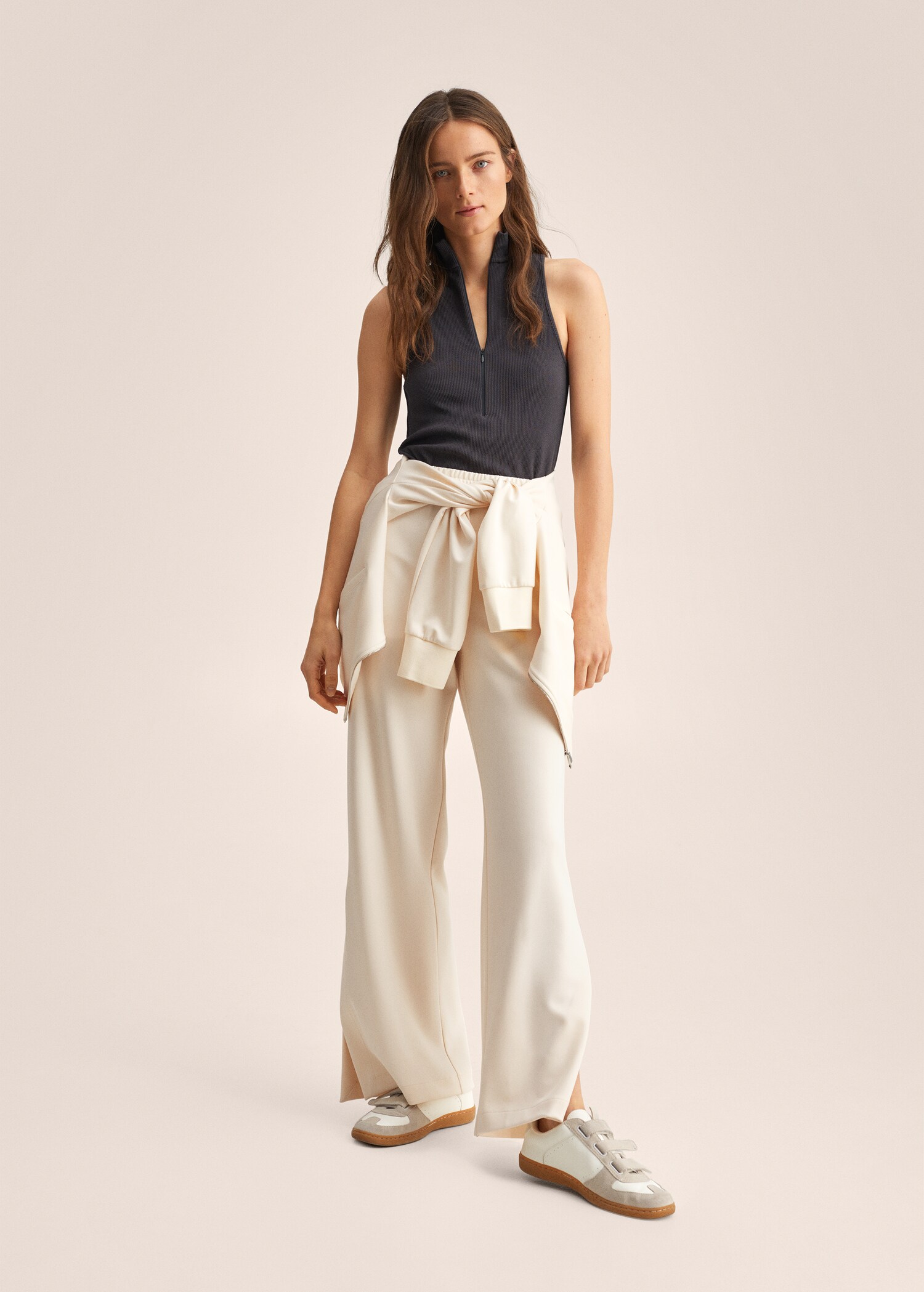 Wideleg trousers with elastic waist - General plane