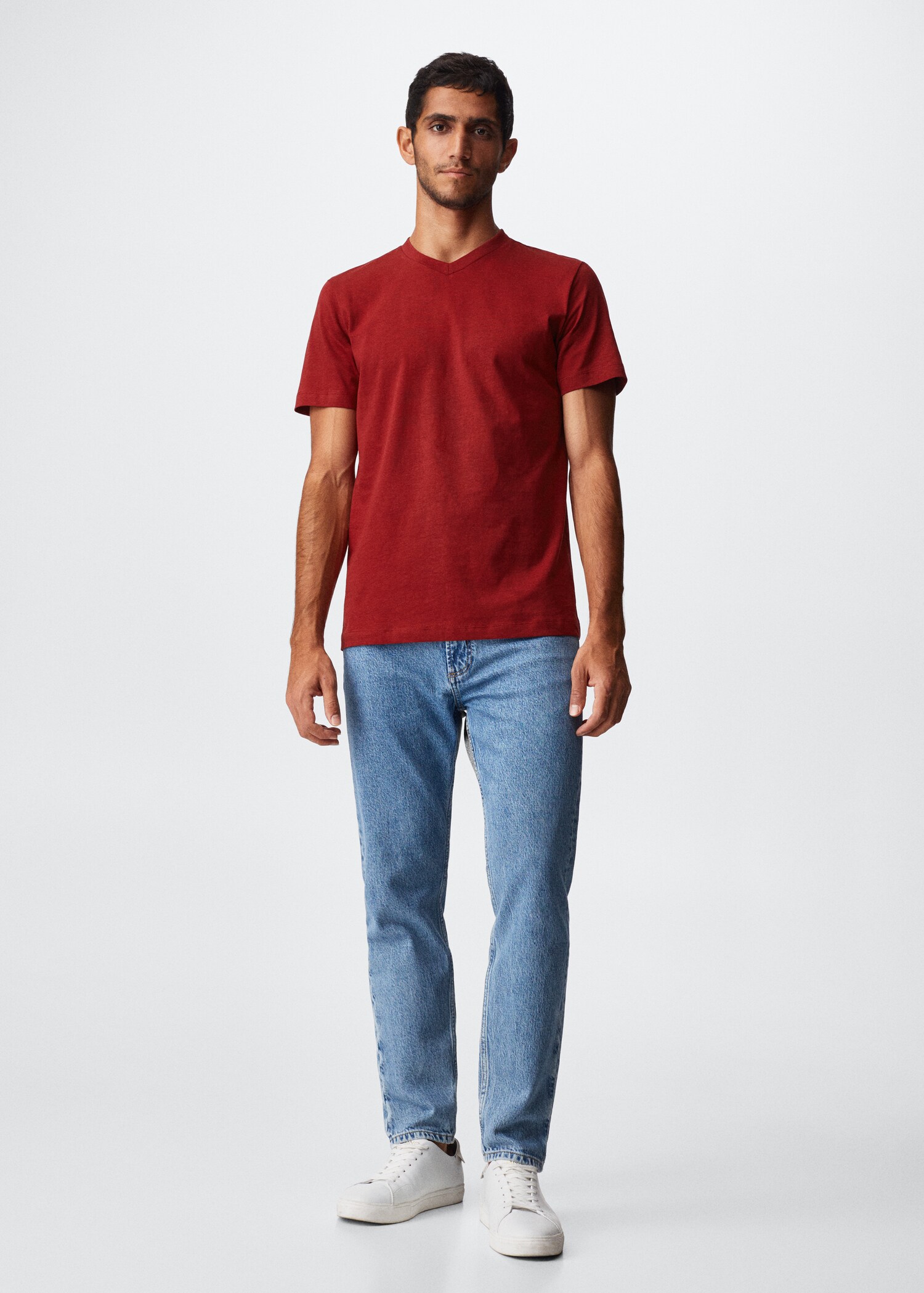 Sustainable cotton basic T-shirt - General plane