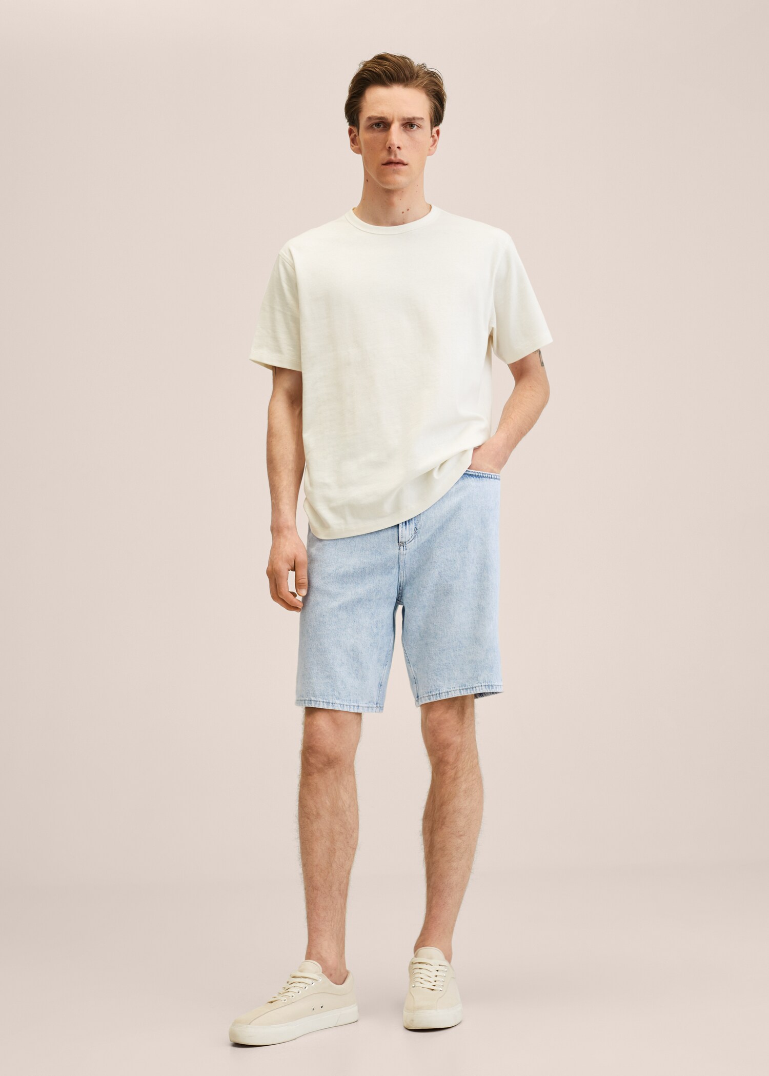 Jeans-Bermudashorts mit Bleached-Waschung - Allgemeine Ansicht