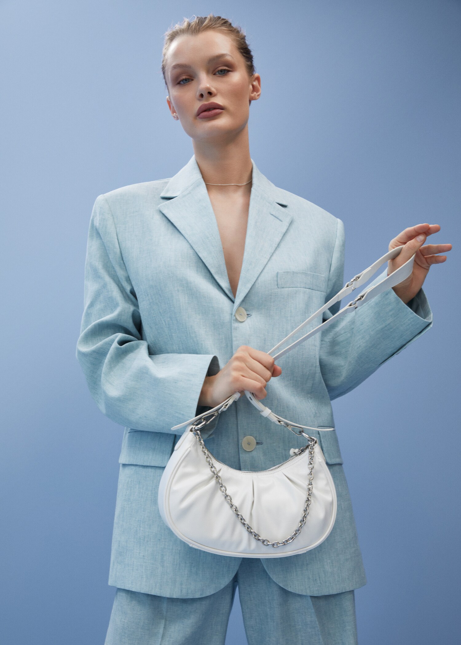 Chain shoulder bag - General plane