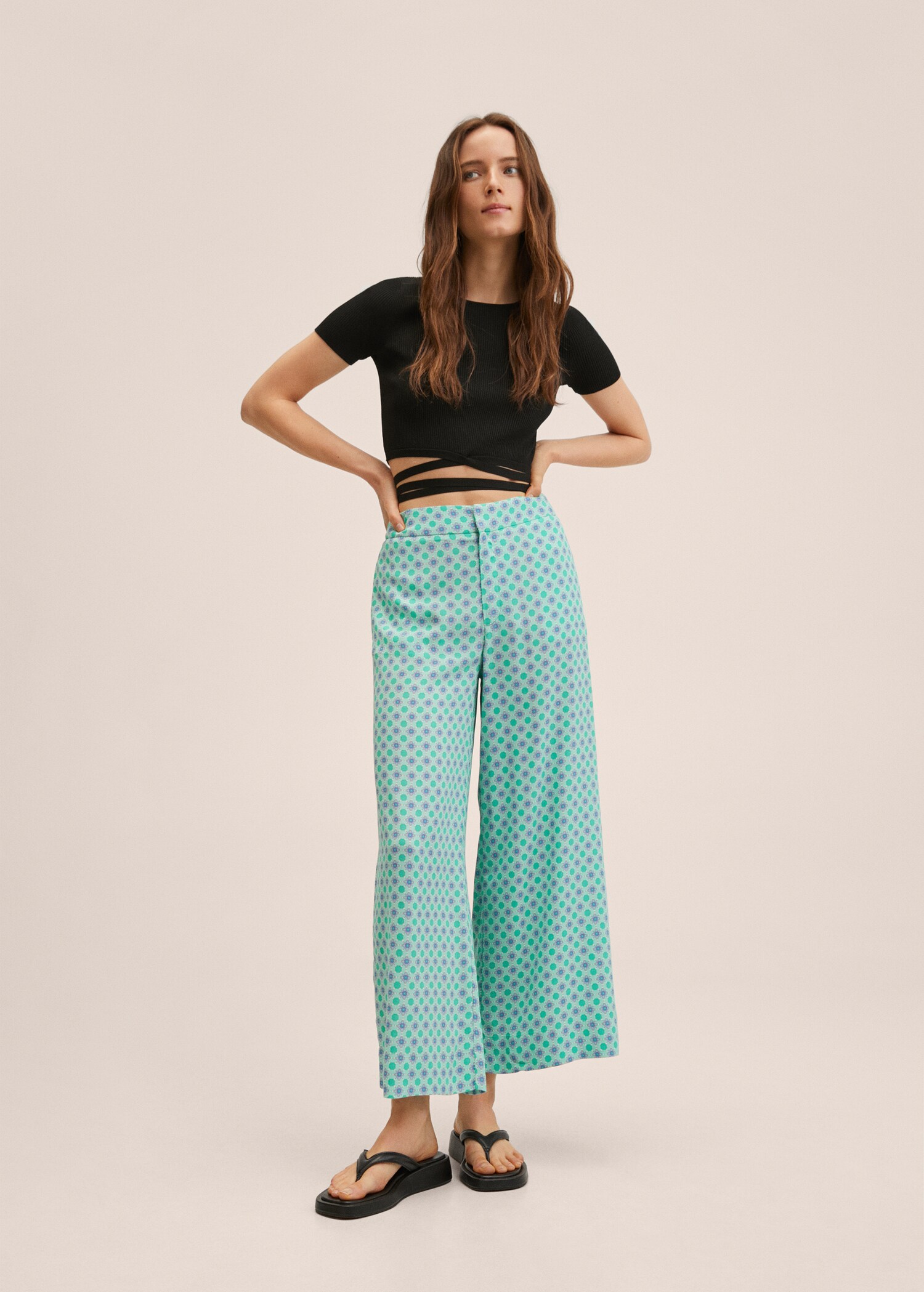 Fluid culotte trousers - General plane
