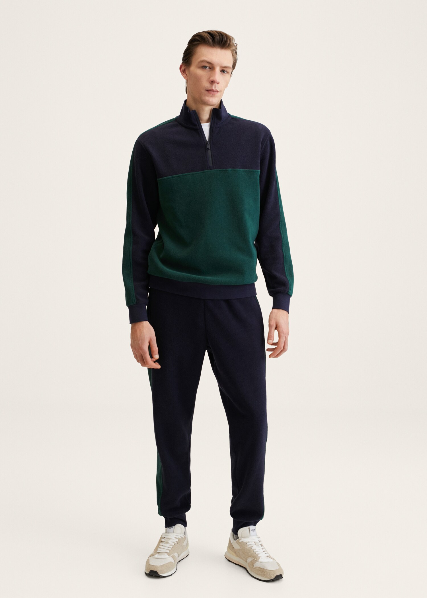 Fleece joggers - General plane