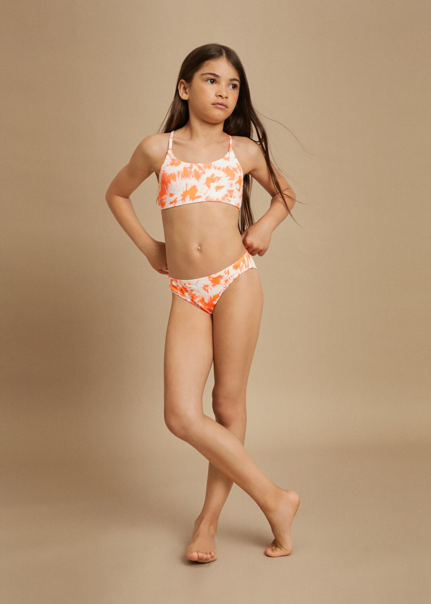 Tie-dye bikini - General plane