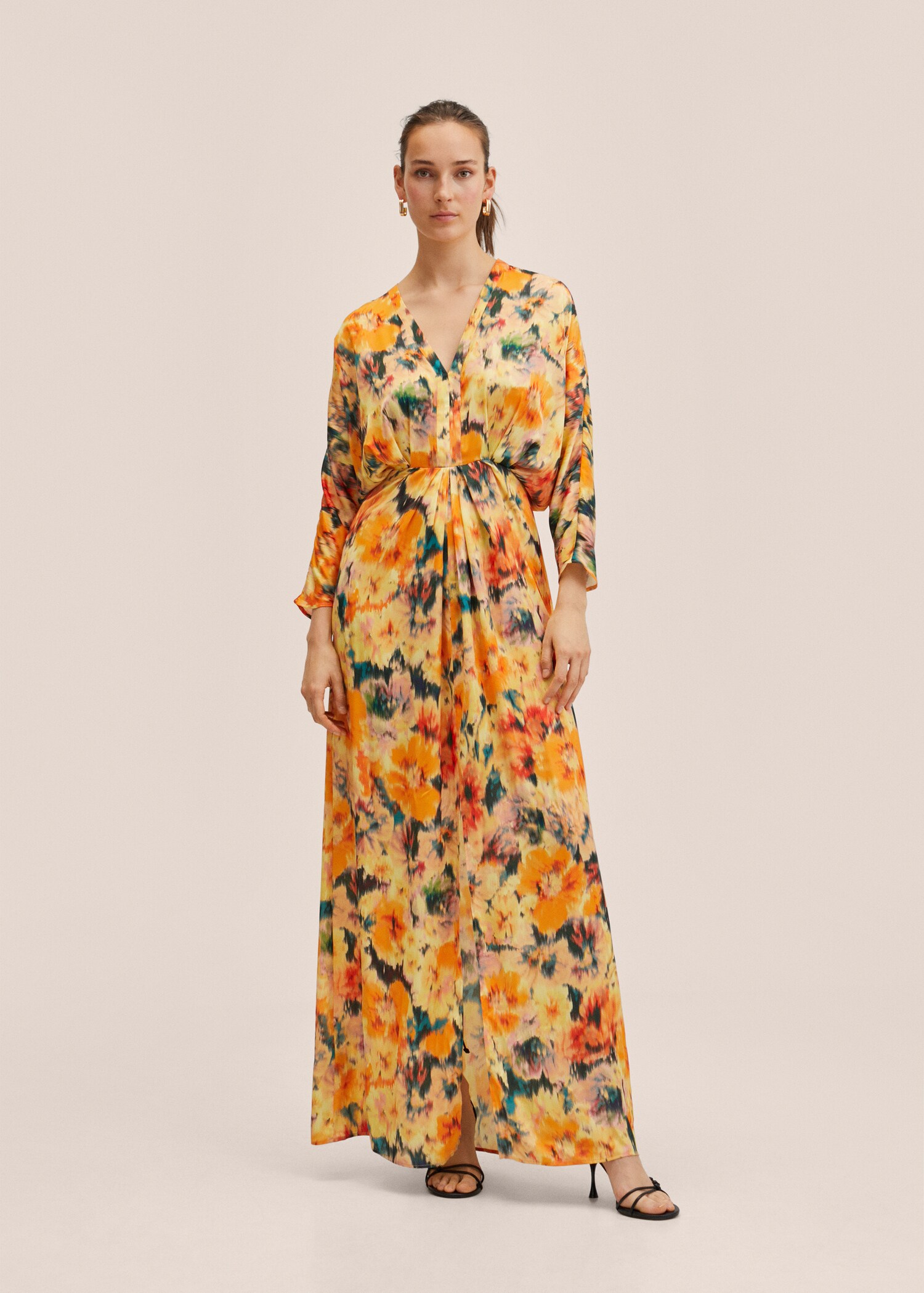 Vestido satinado estampado  - Plano general