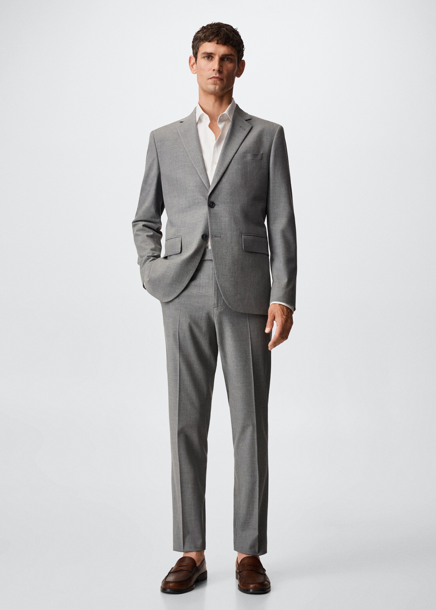 Americana traje slim fit - Plano general