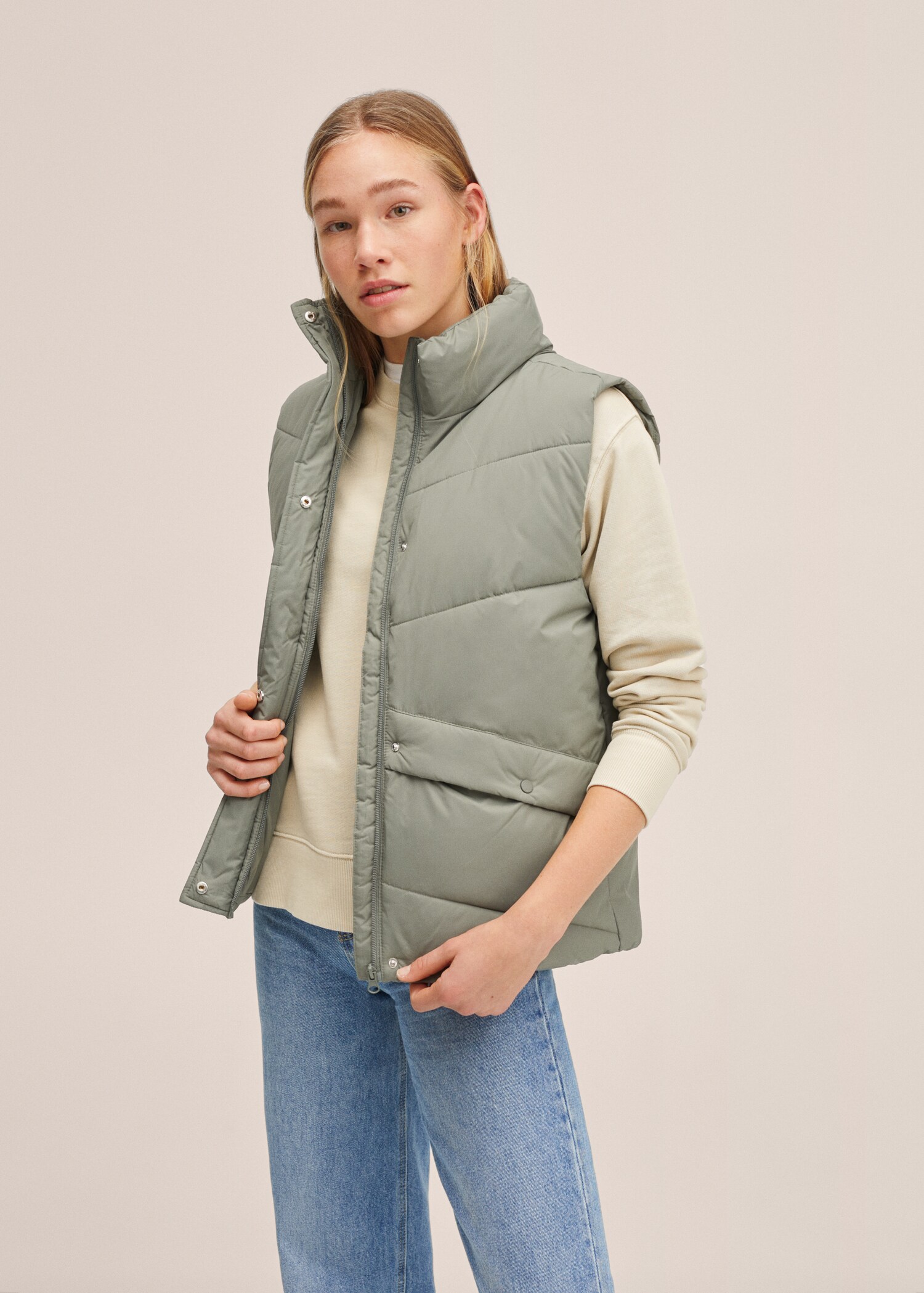 Quilted gilet - General plane