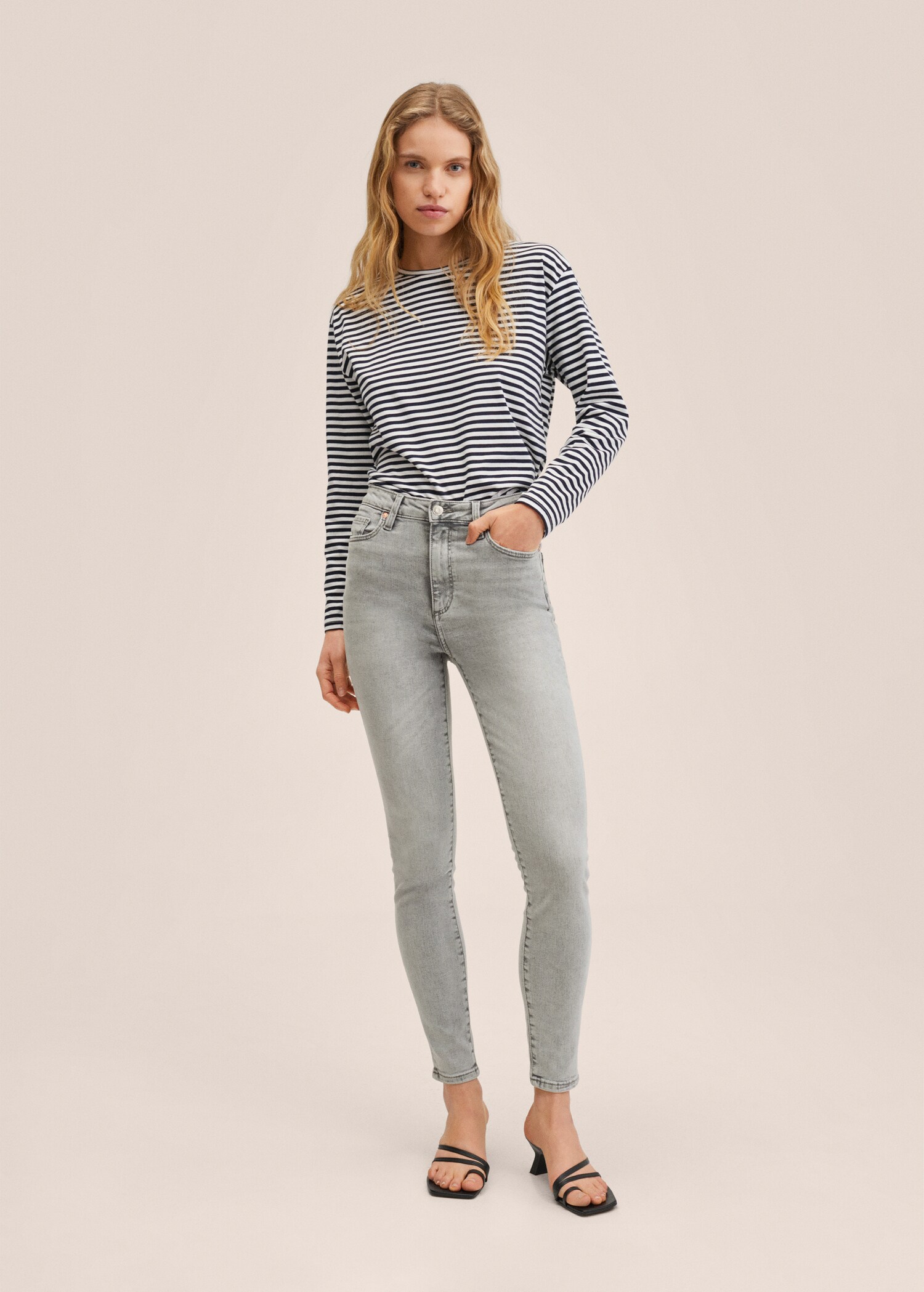 High-waist skinny jeans - General plane