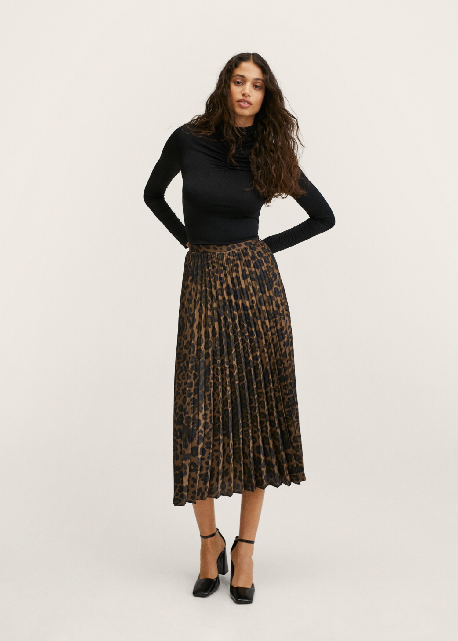 Falda animal print - Plano general