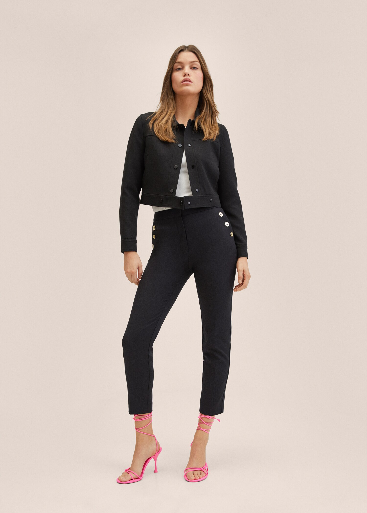 Pantalón crop botones - Plano general