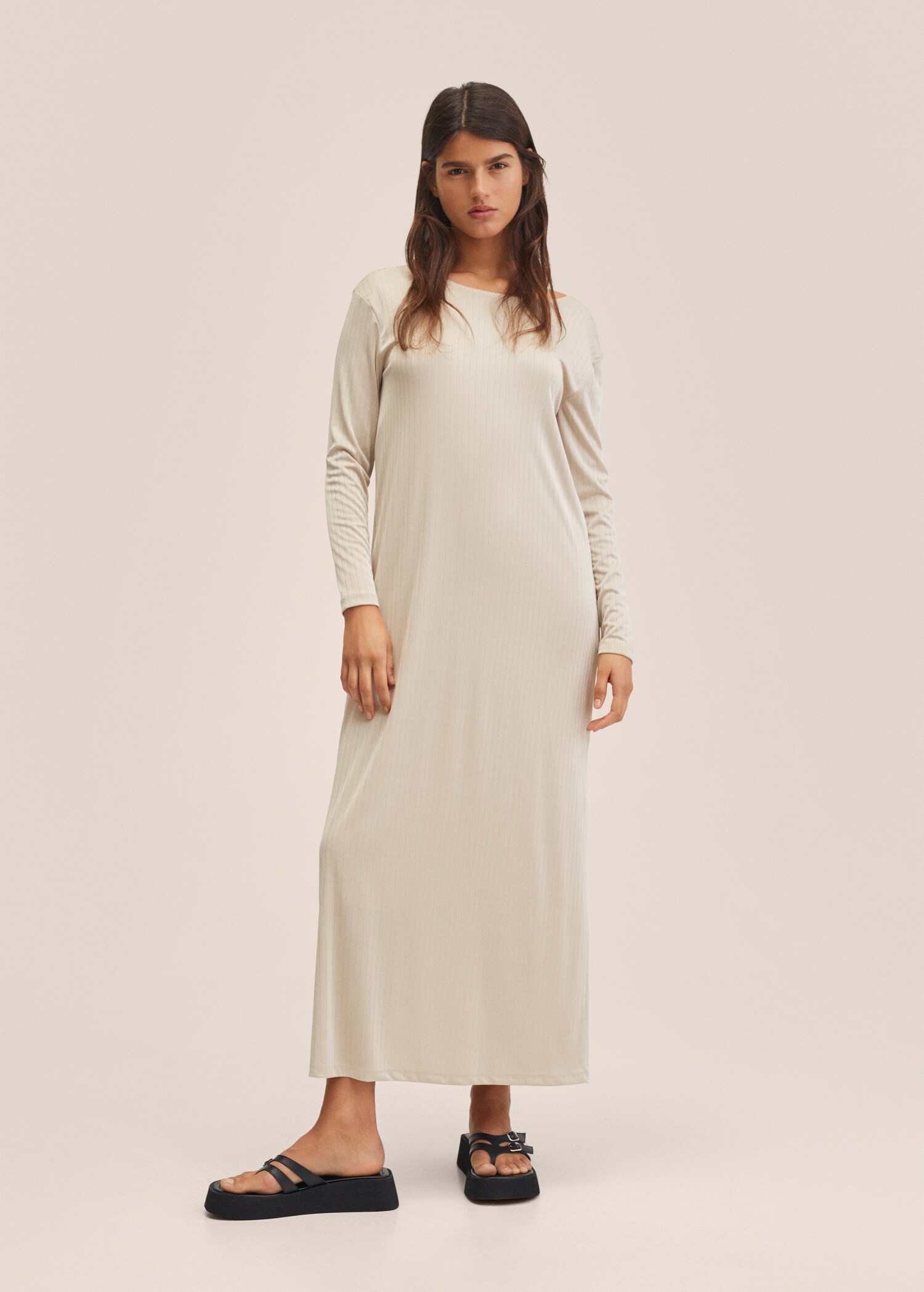 Oversize dress - General plane