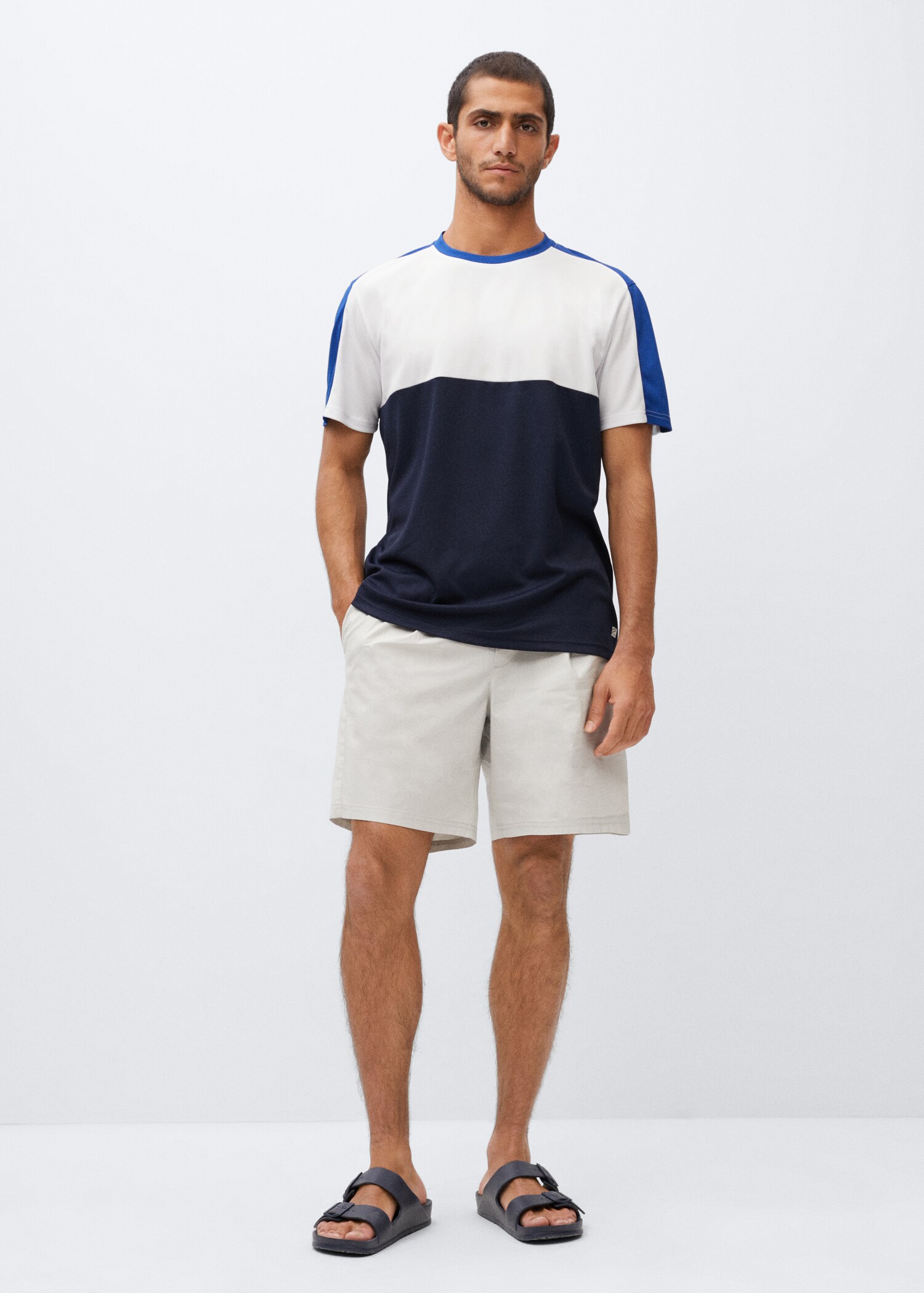 Colour-block breathable t-shirt - General plane