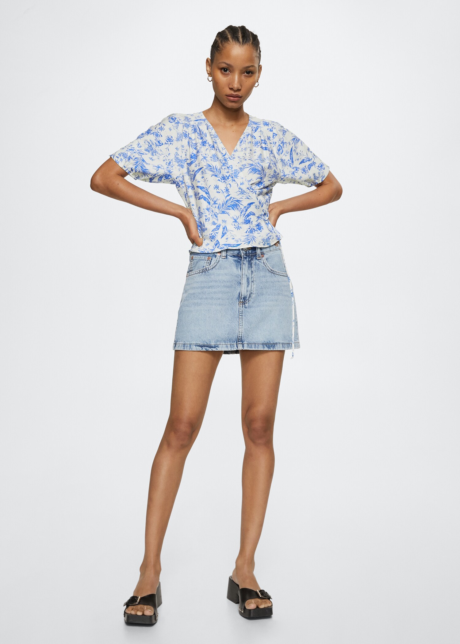 Wrap printed blouse - General plane