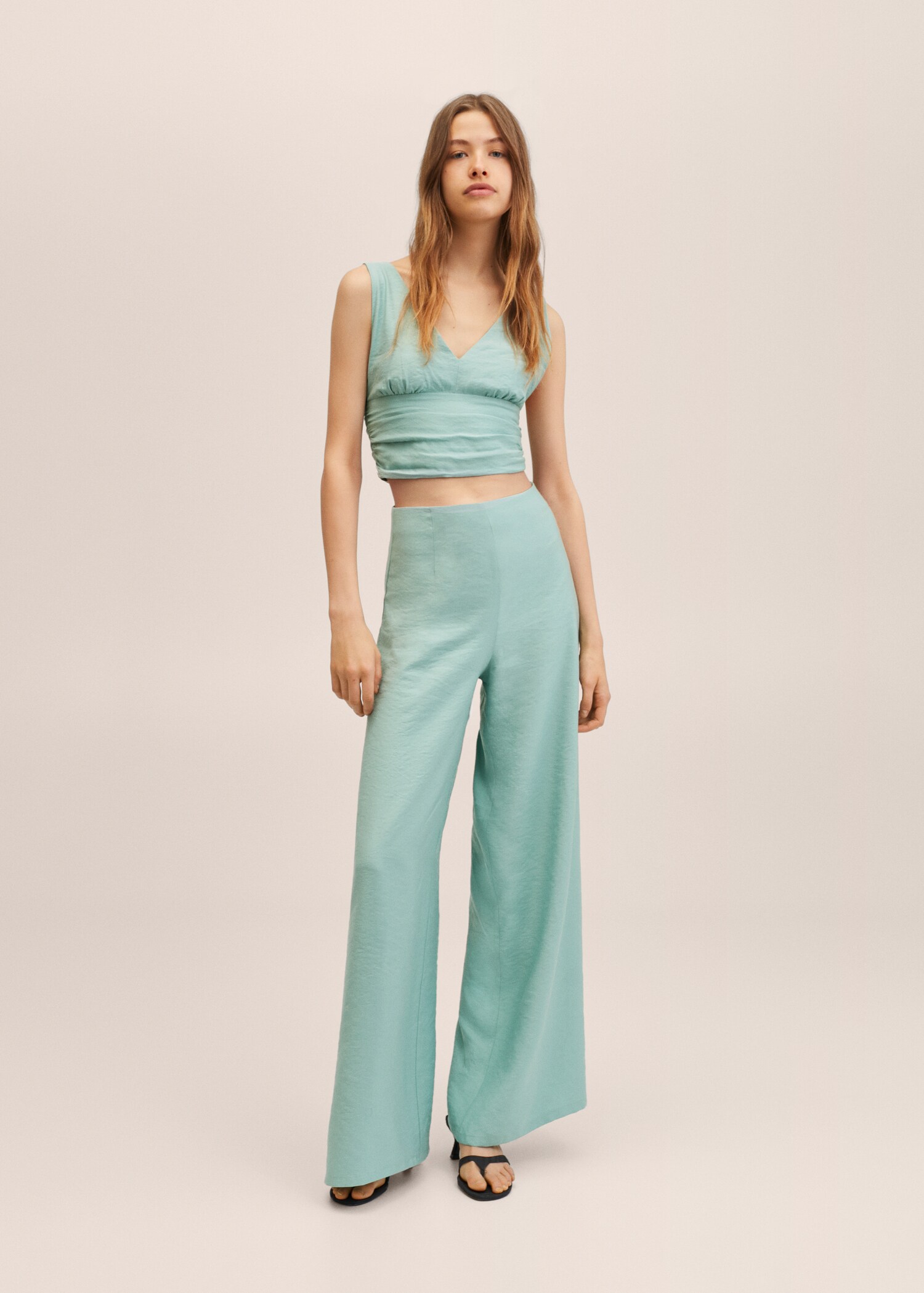 Cropped topp modal - Total bildeutsnitt