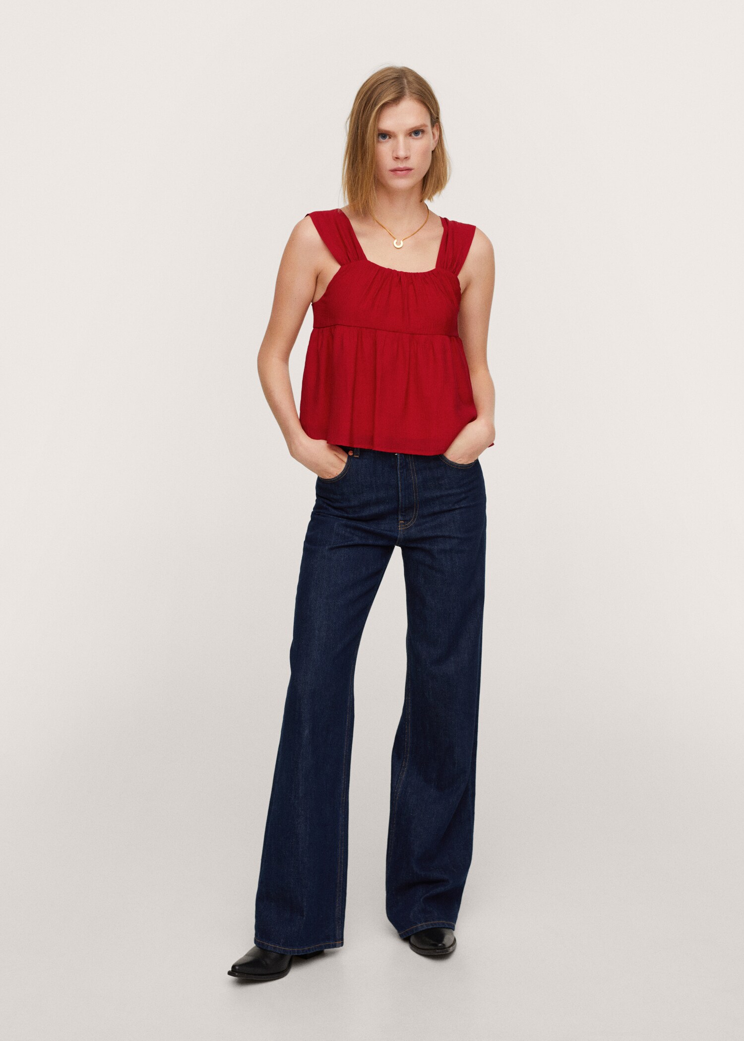 Ruffled strap top - General plane