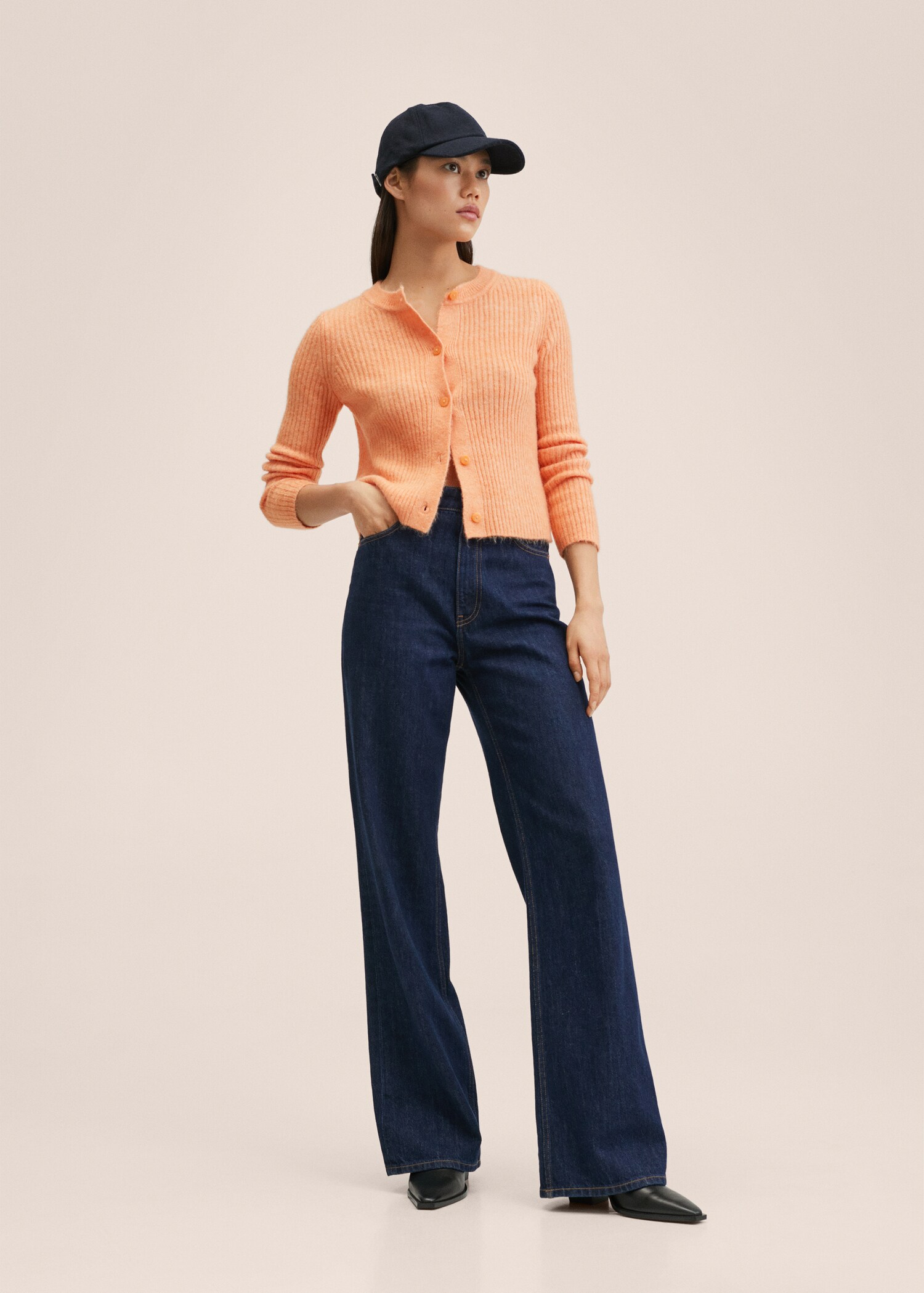 Ribbed knit cardigan - General plane