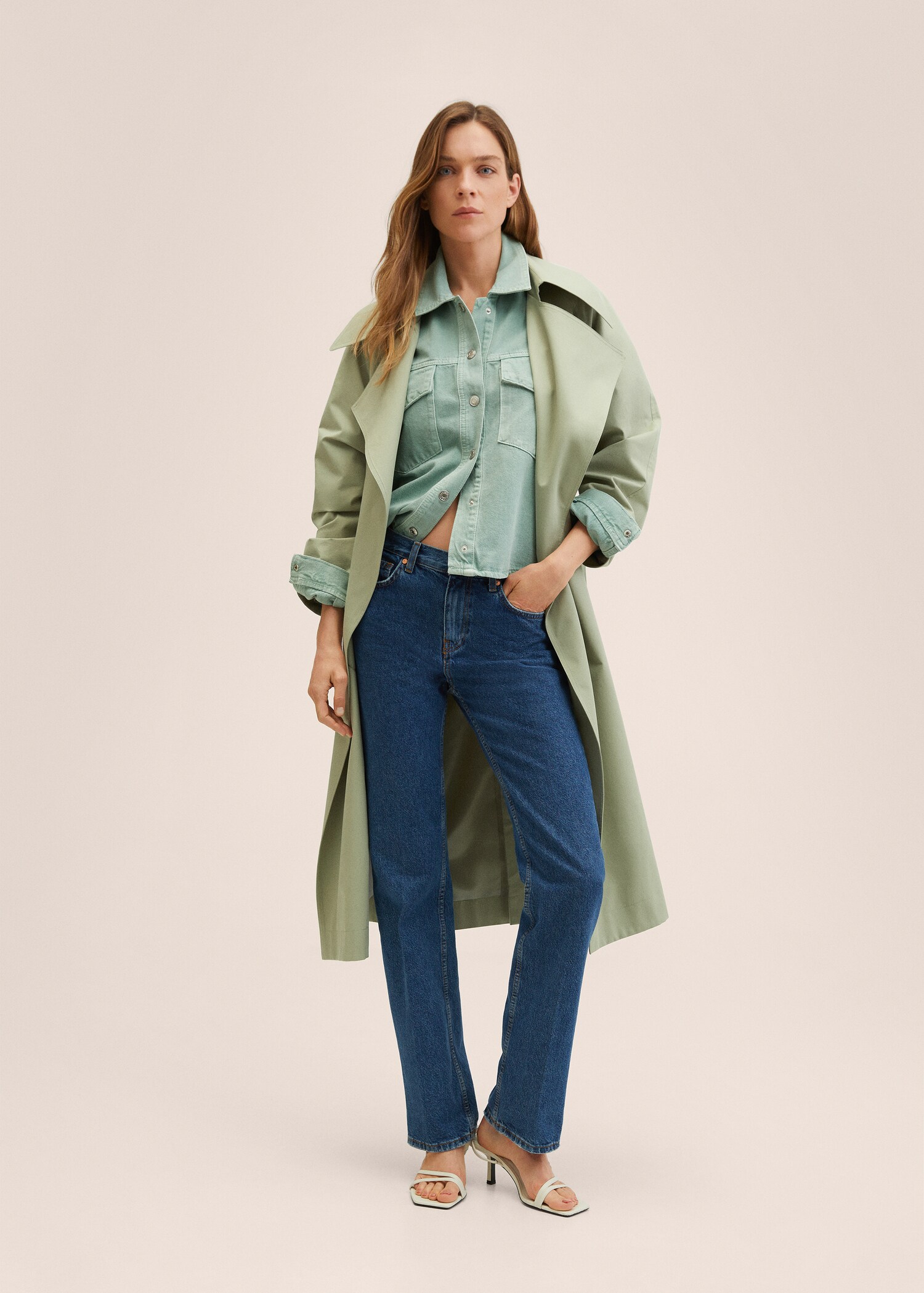 Camisa vaquera oversize - Plano general