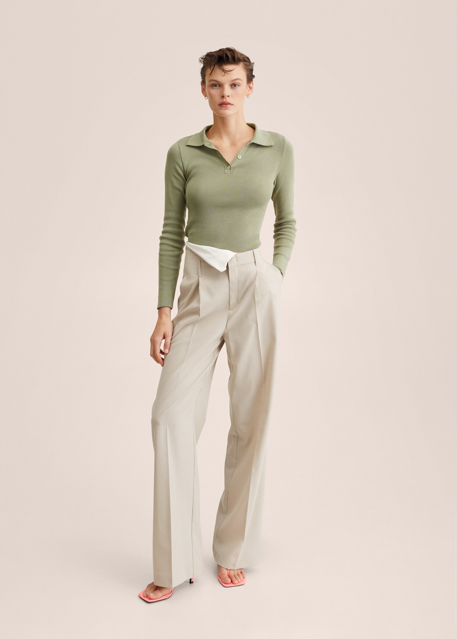 Polo shirt with open back  - General plane
