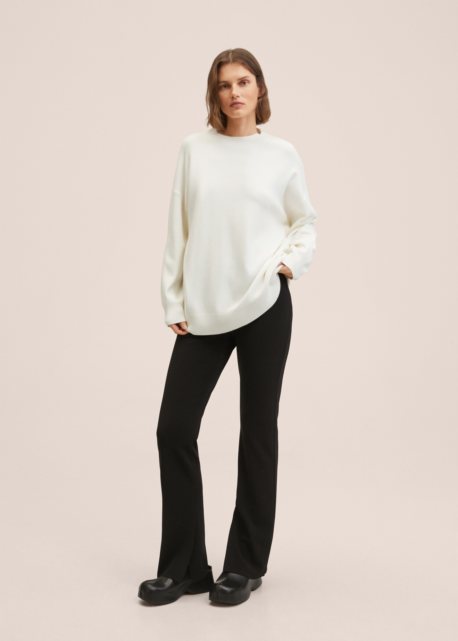 Oversize knit sweater - General plane
