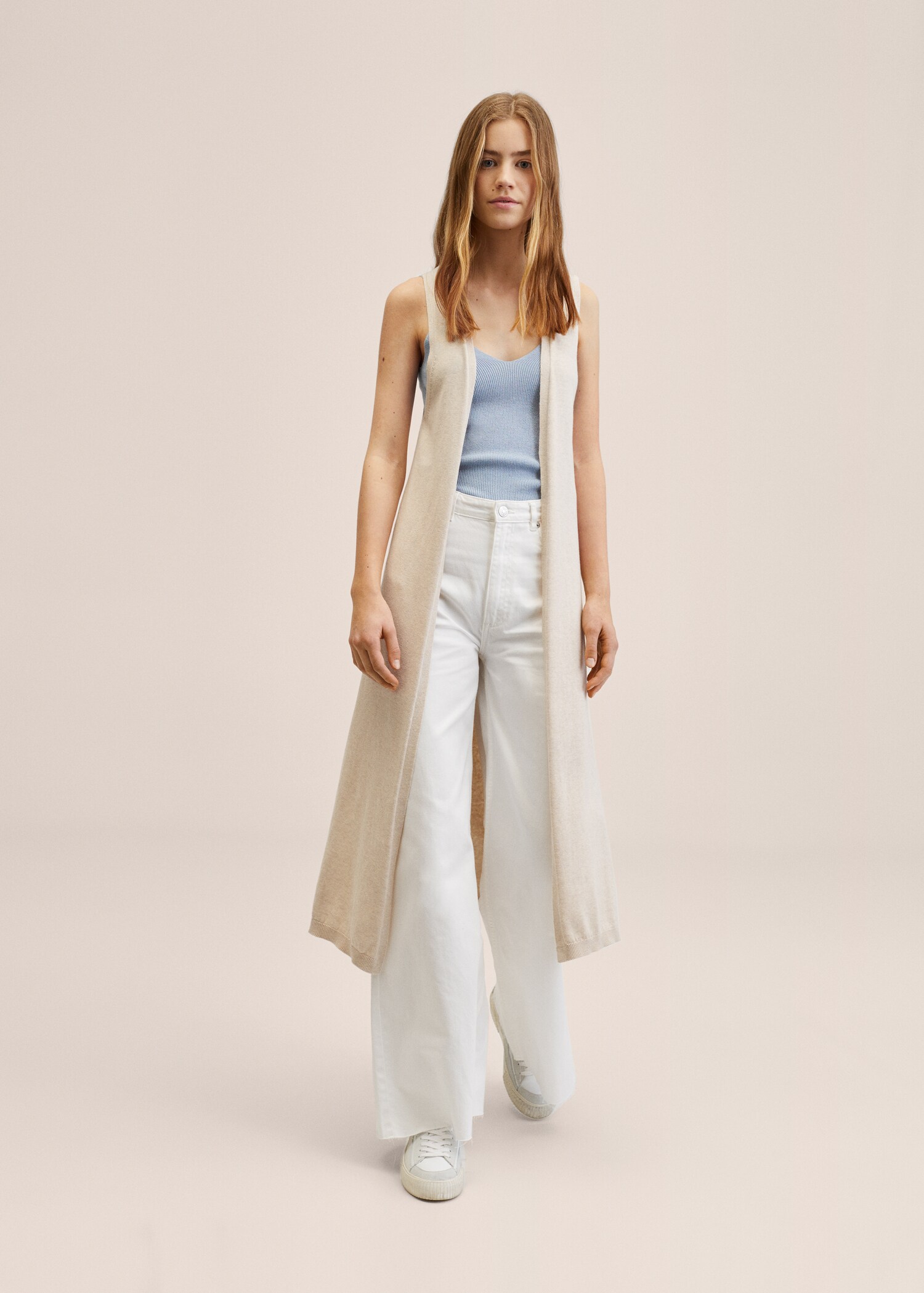 Knitted cotton gilet - General plane