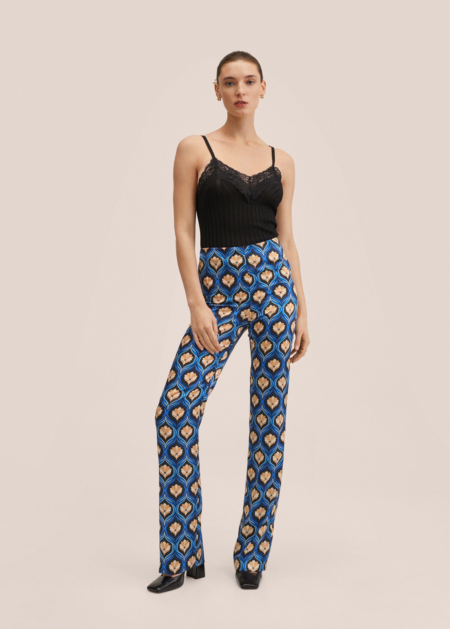 Pantalón estampado retro - Plano general