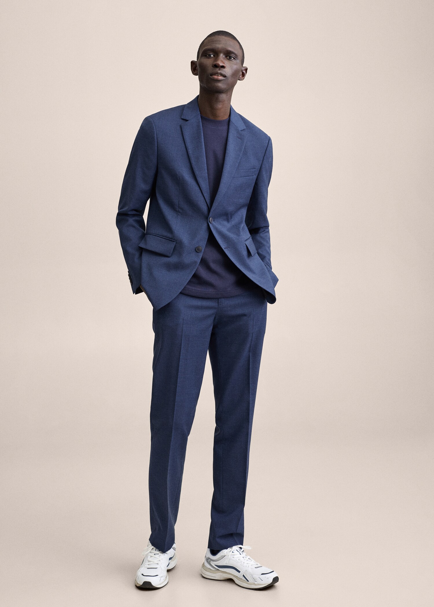 Slim Fit Anzugjacke aus Schurwolle - Allgemeine Ansicht