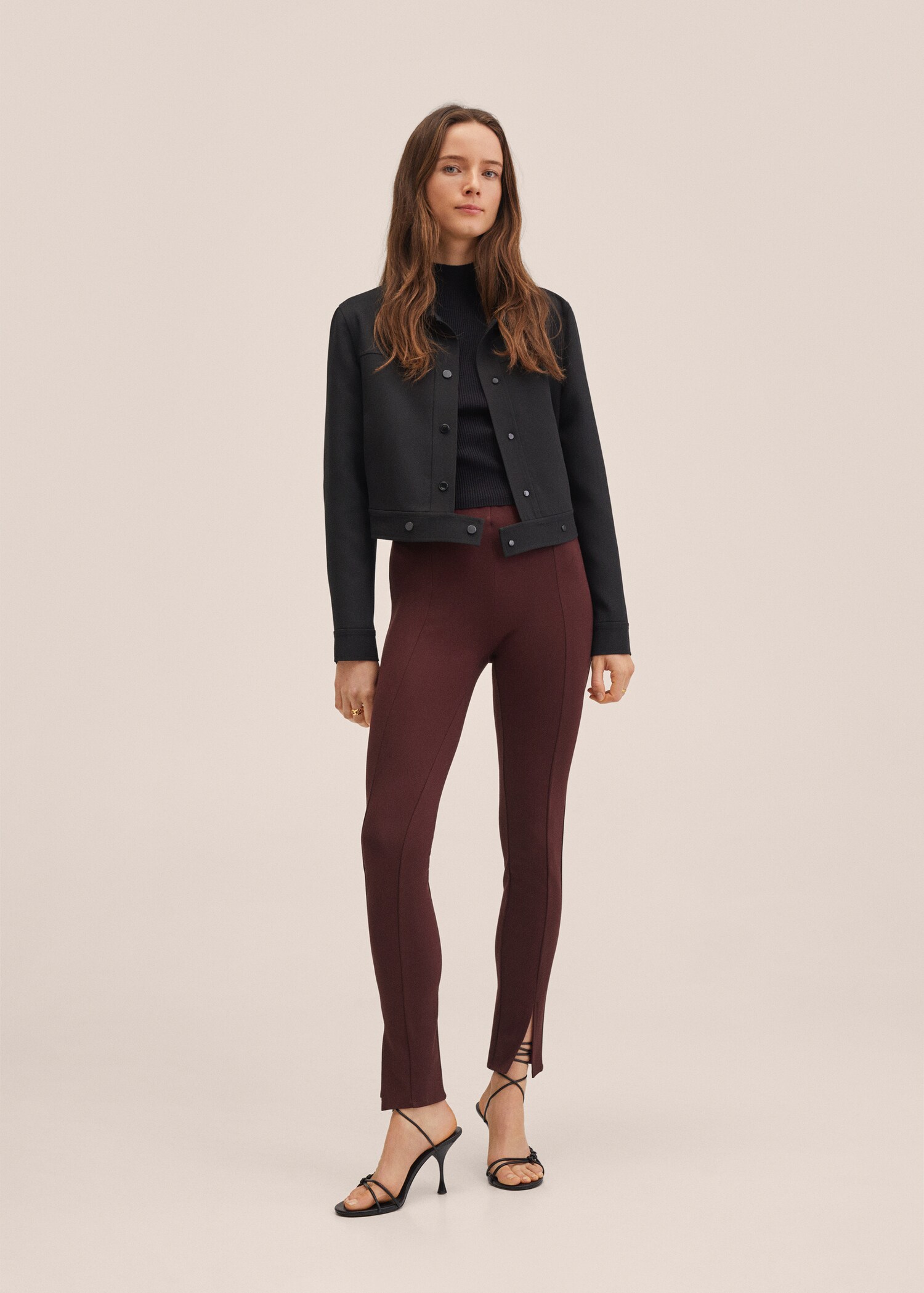 Leggings abertura bajo - Plano general