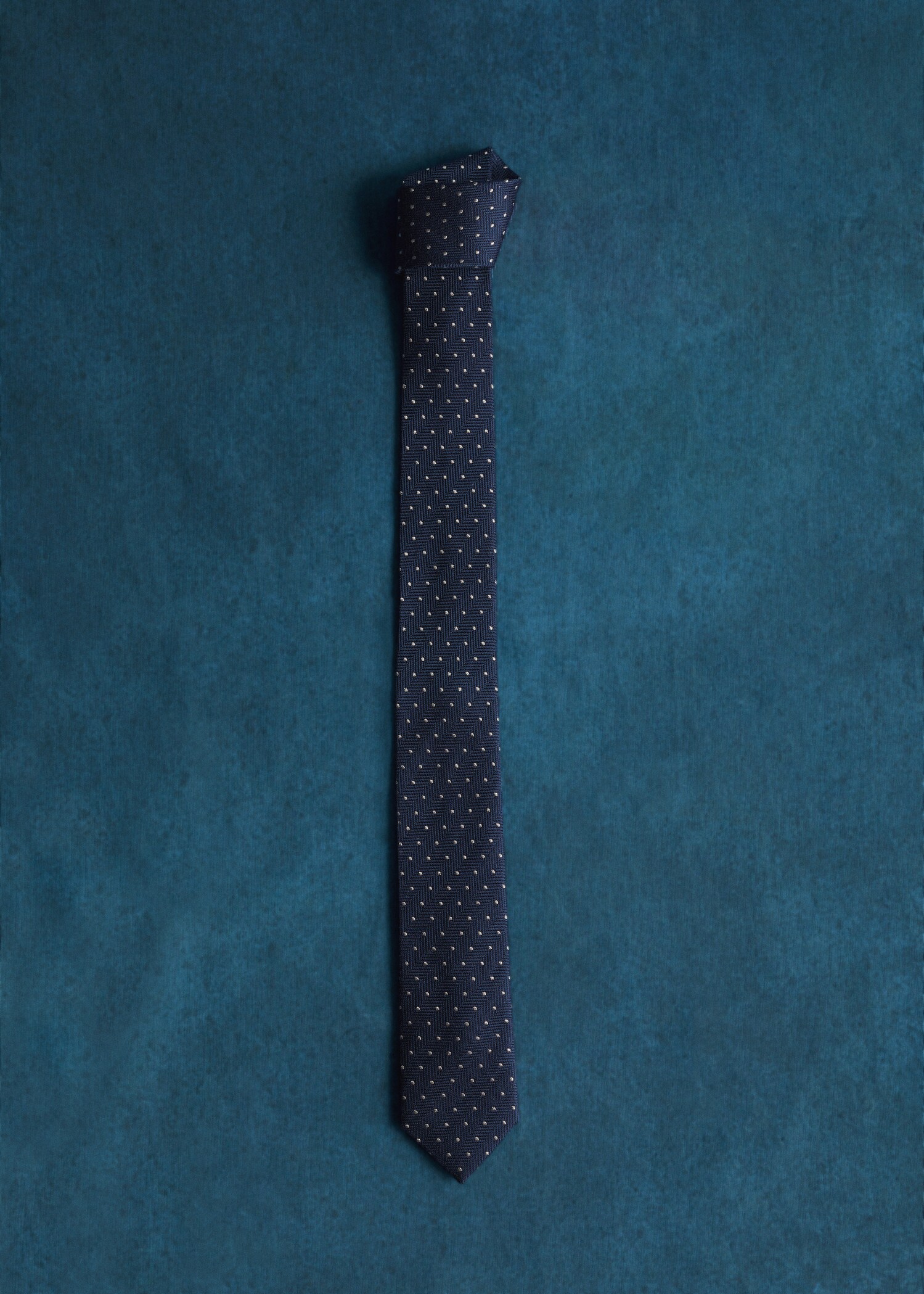 Corbata diseño lunares - Plano general